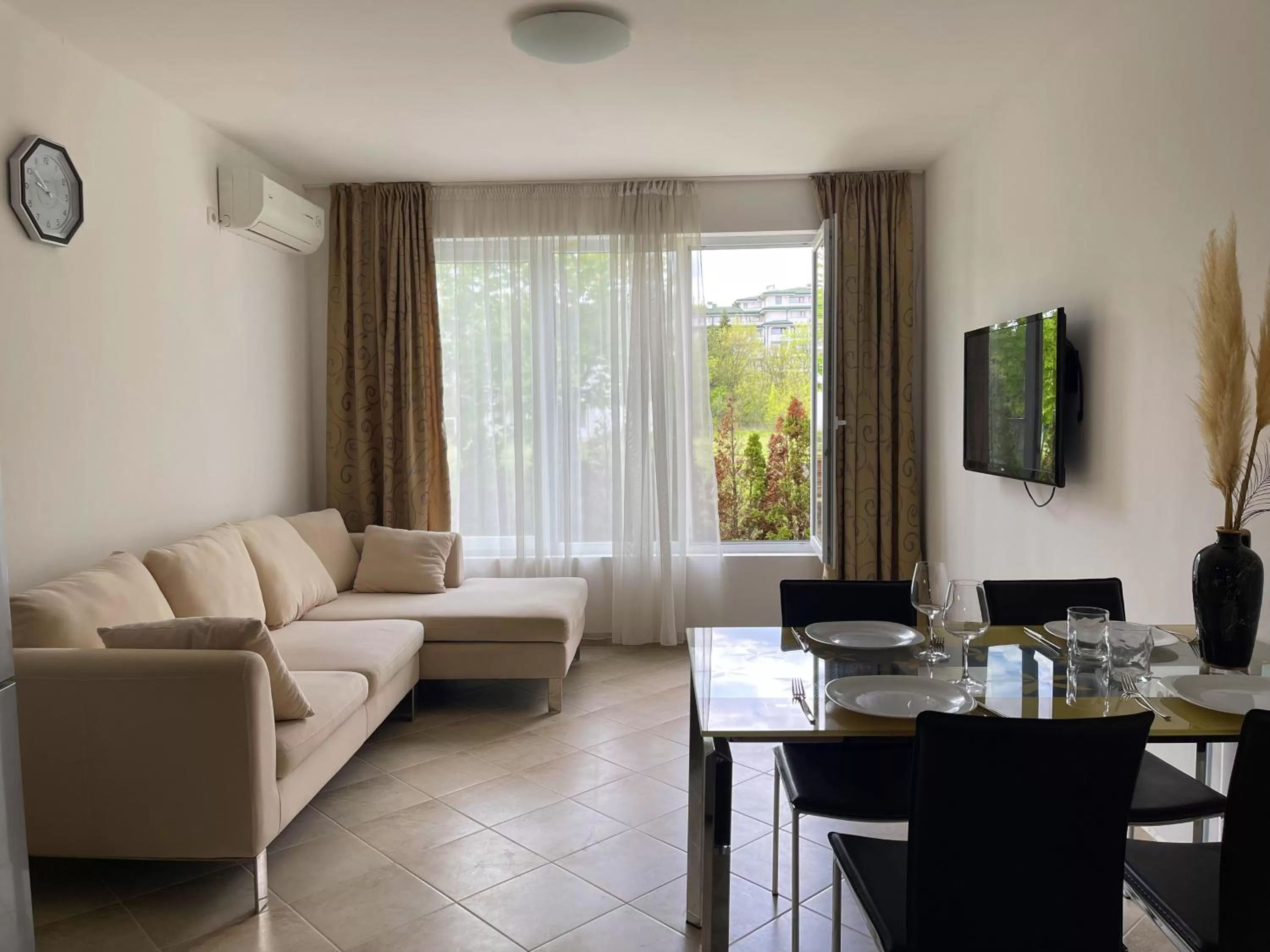 Living room in Ravda Family Resort. Park&Sea