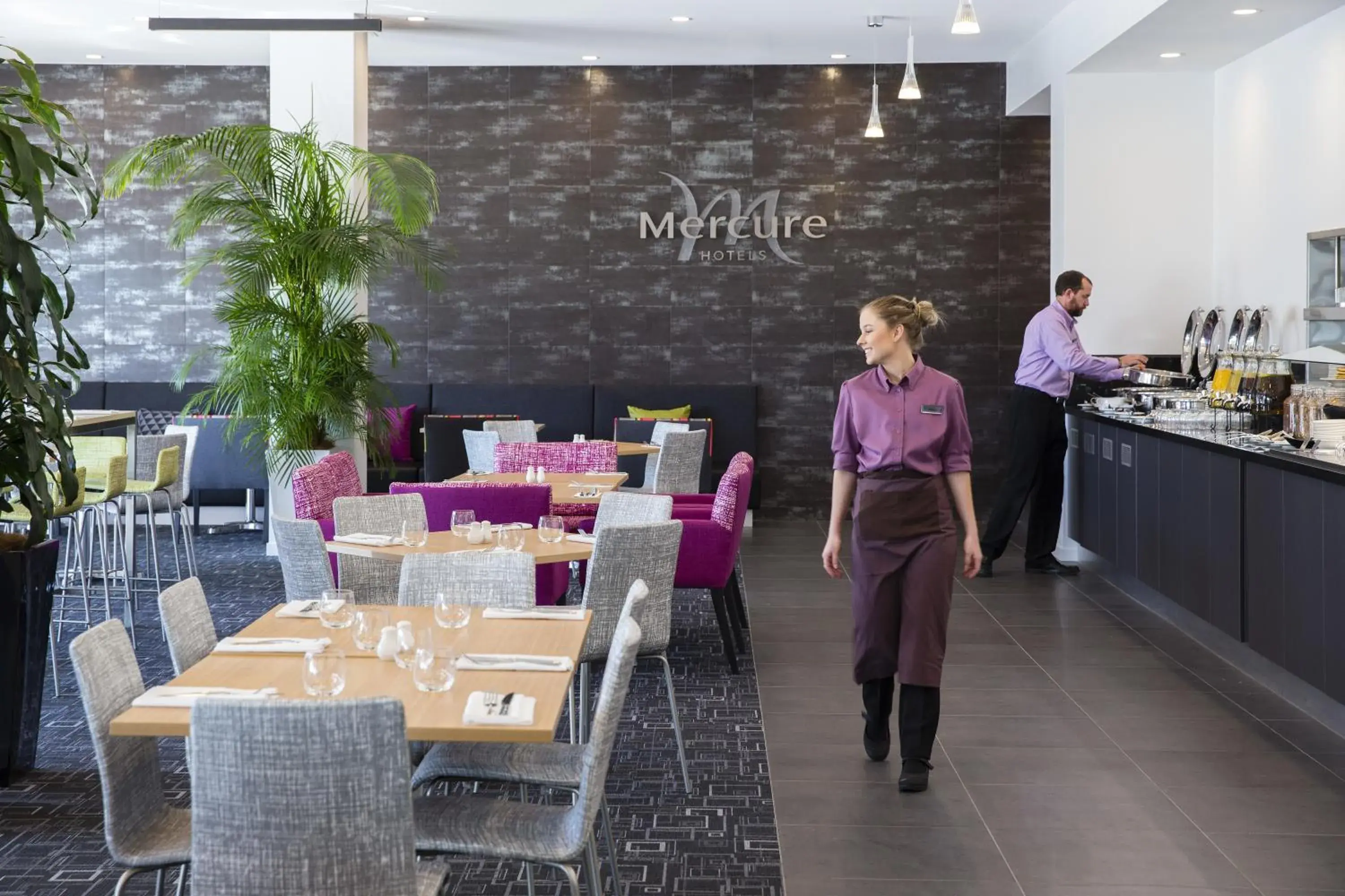 Restaurant/Places to Eat in Mercure Newcastle Airport