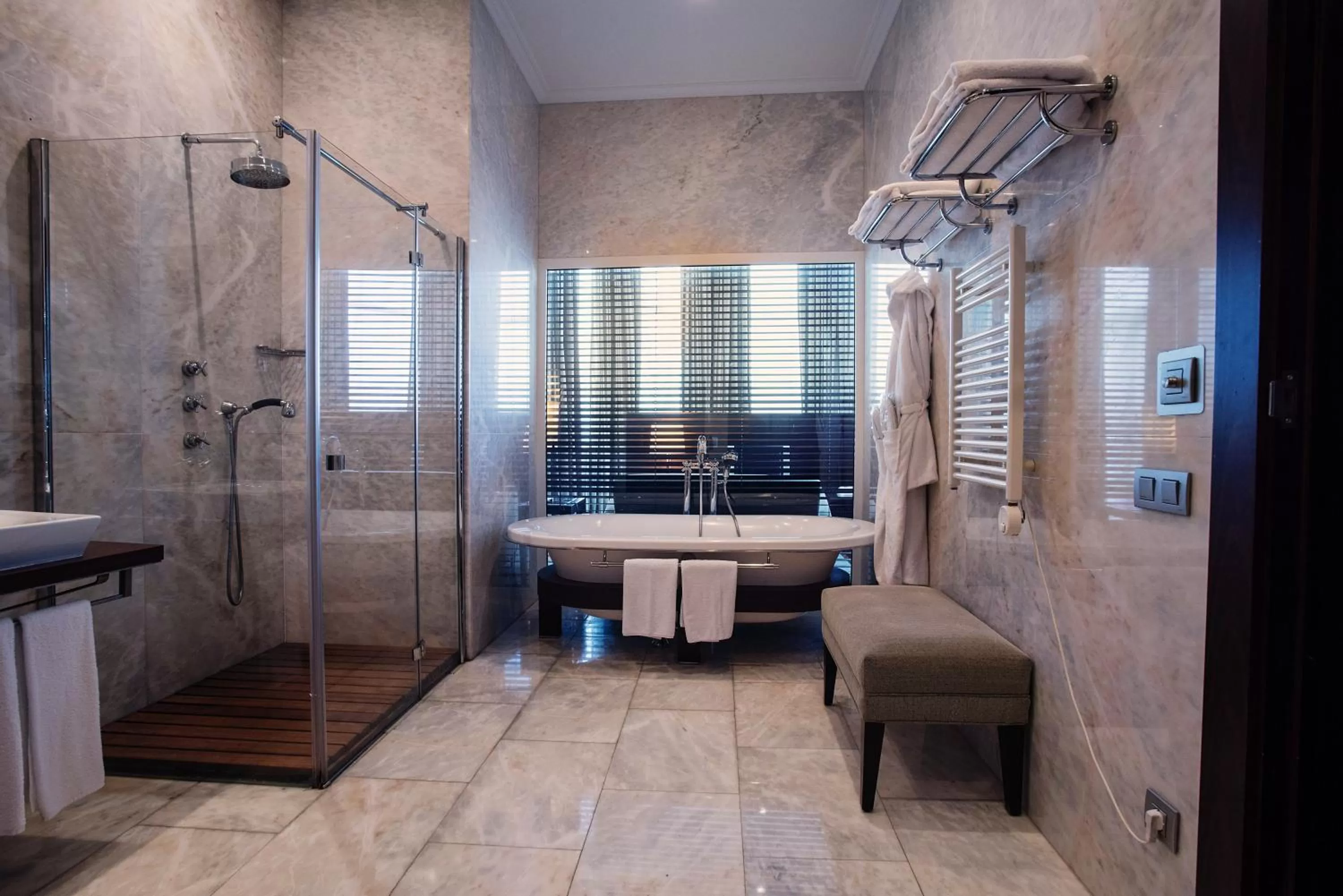 Bathroom in Hotel URH Palacio de Oriol