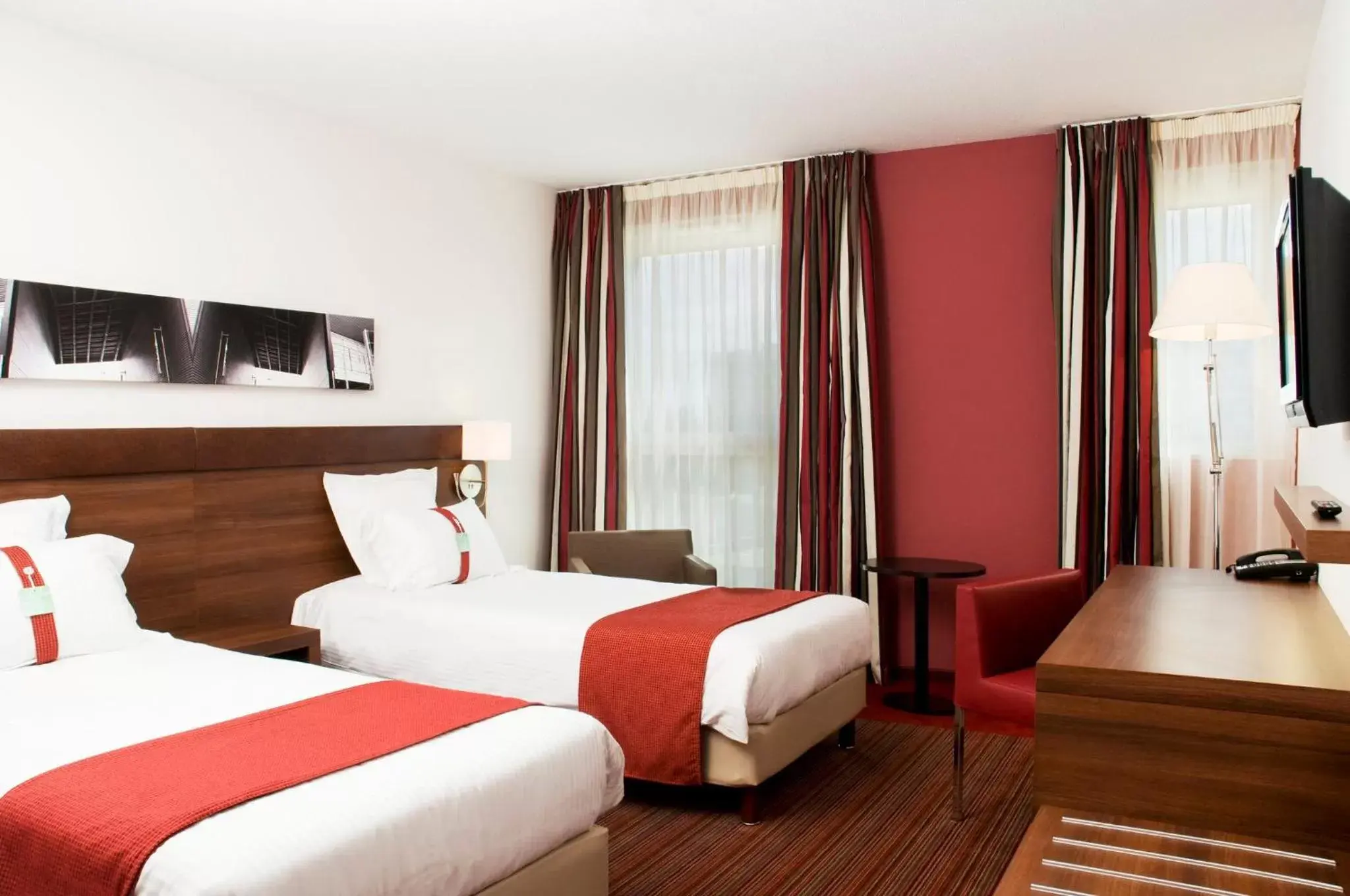 Photo of the whole room, Bed in Holiday Inn Mulhouse, an IHG Hotel