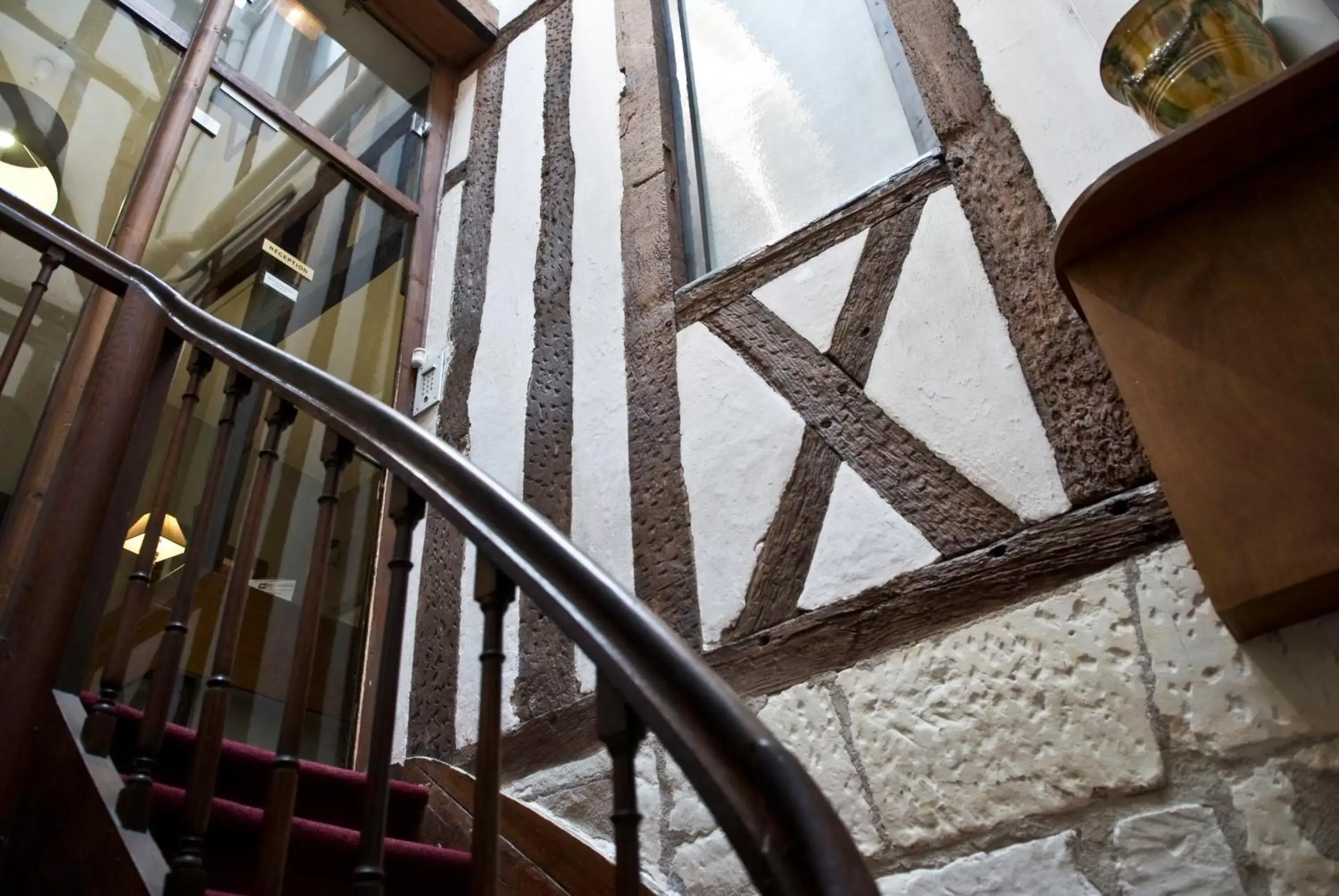 Property building, Balcony/Terrace in LOGIS Hôtel Du Théâtre