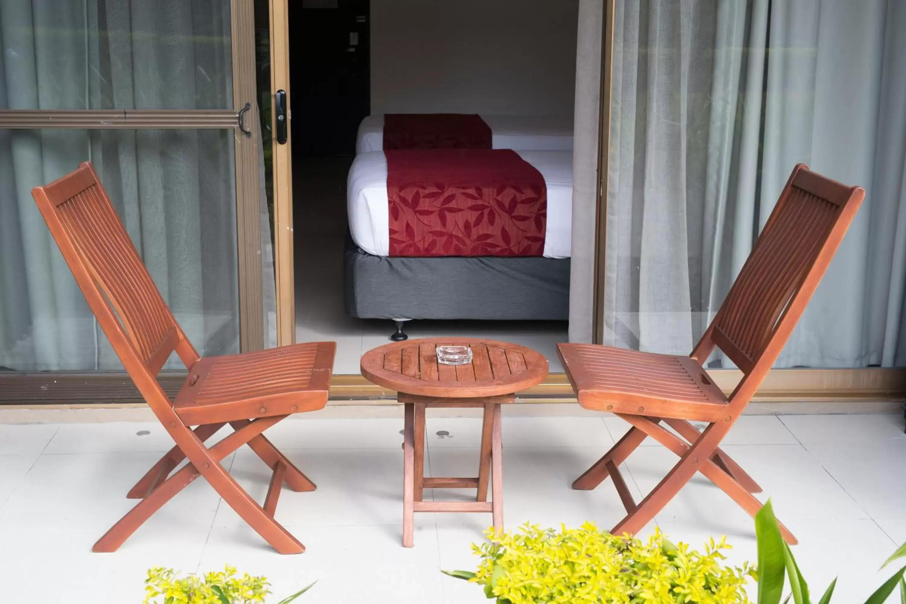 Patio, Seating Area in Tanoa International Hotel