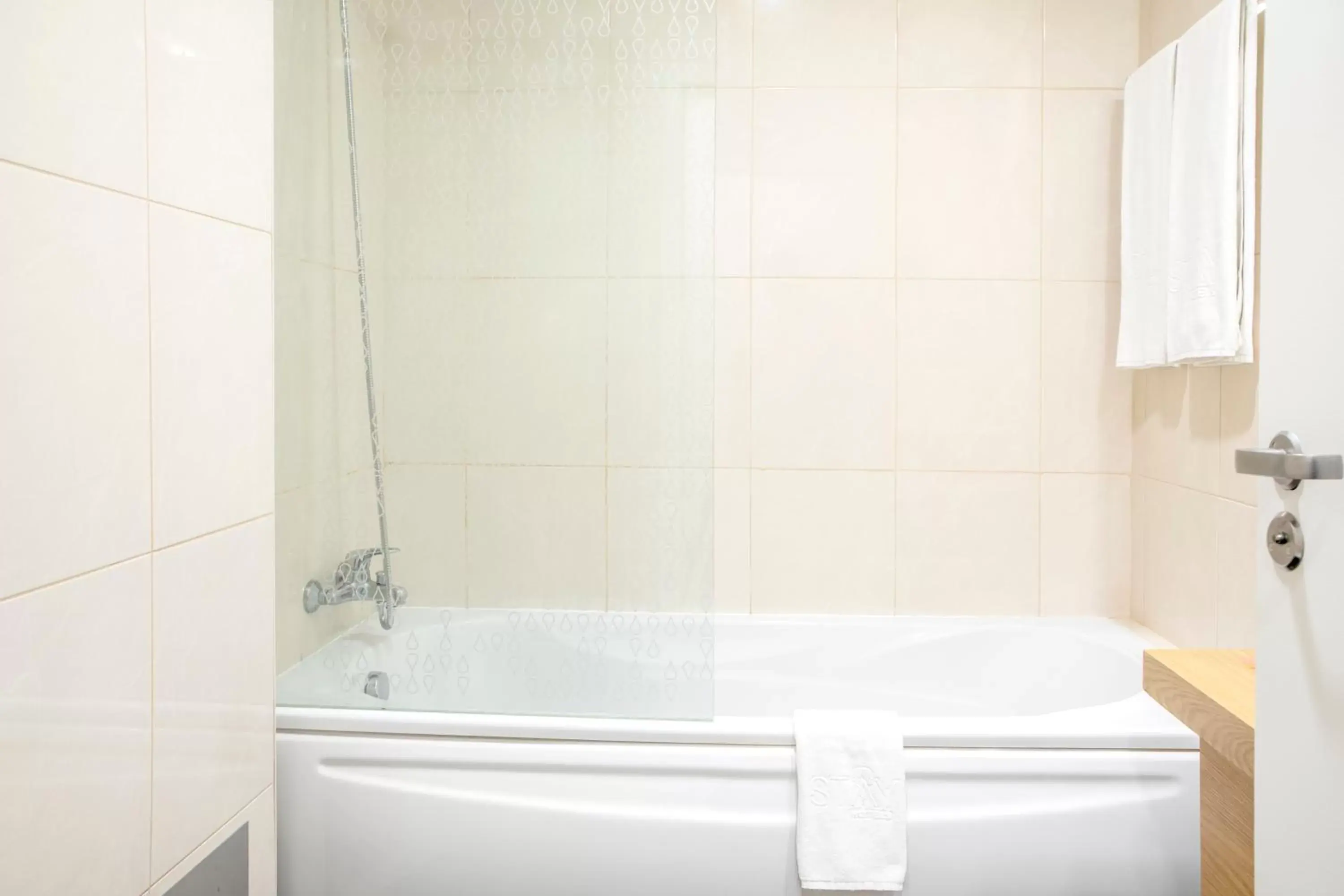 Bathroom in Stay Hotel Faro Centro