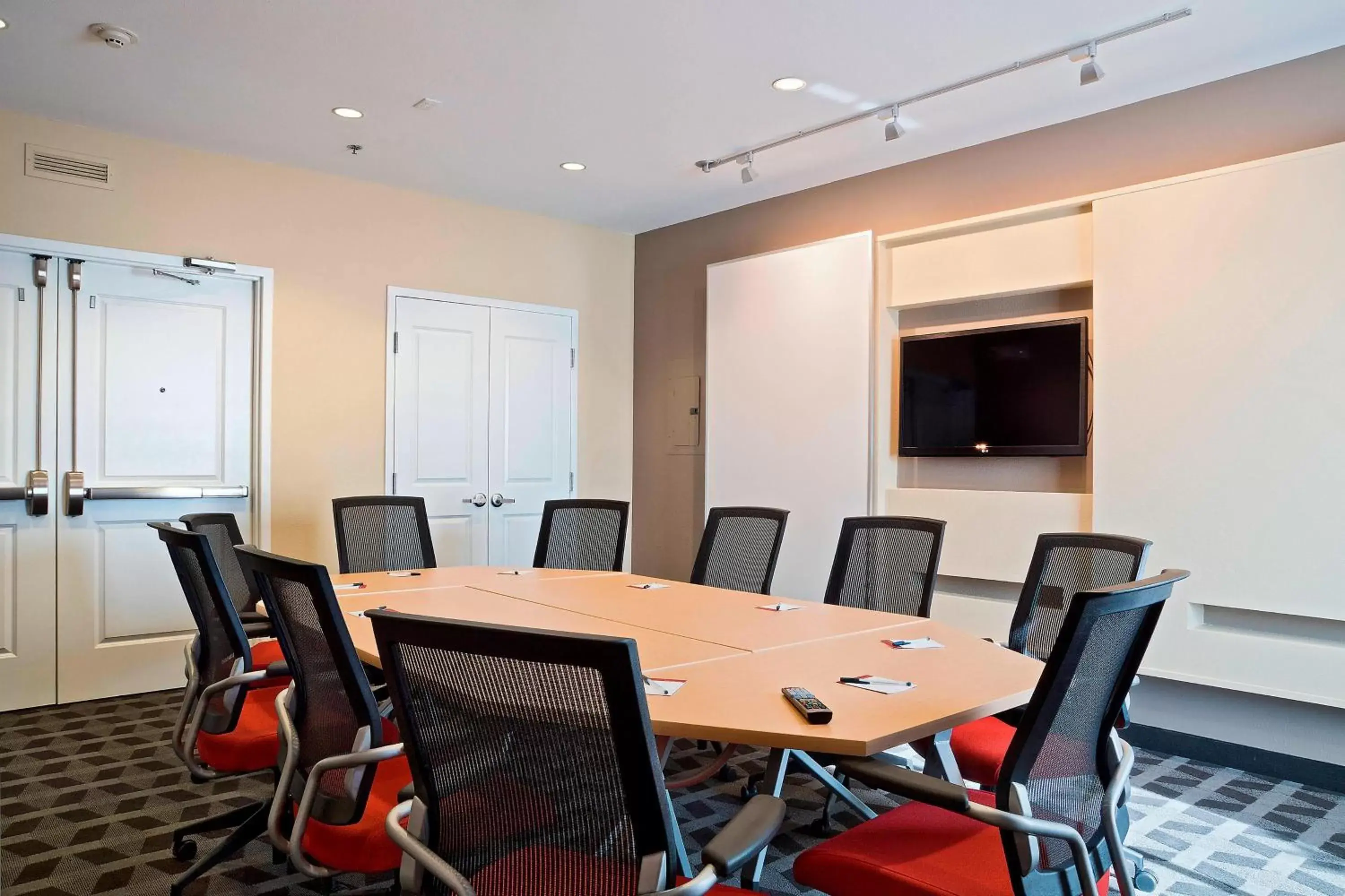 Meeting/conference room in TownePlace Suites by Marriott Dodge City