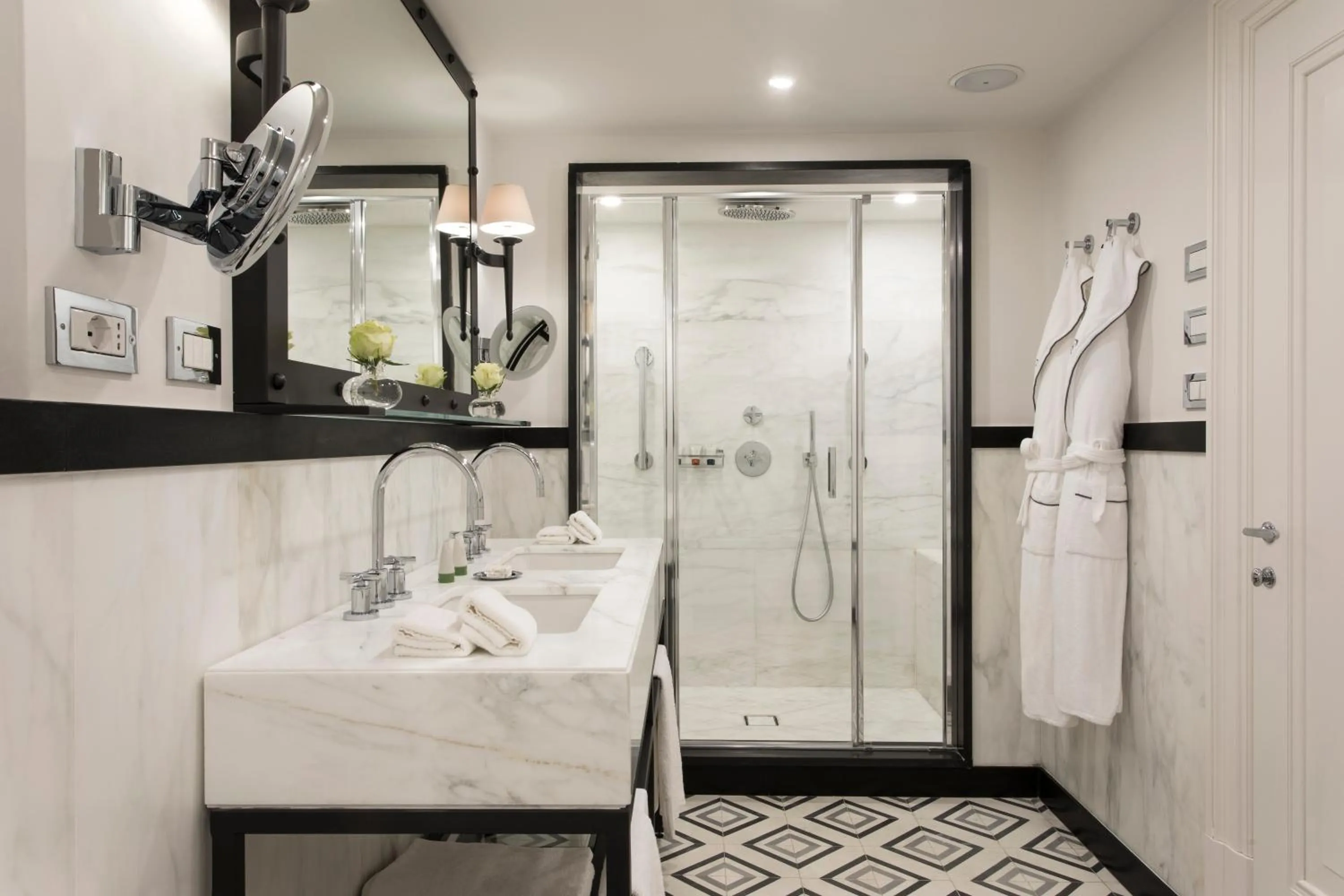 Bathroom in Rocco Forte Hotel De La Ville