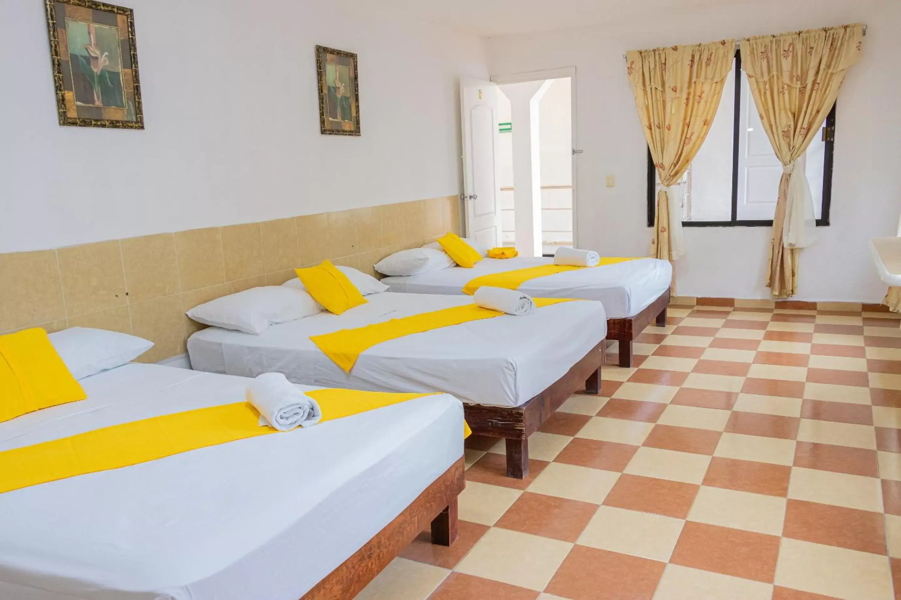 Bedroom, Bed in OYO Hotel Marías,Aeropuerto Internacional de Chetumal