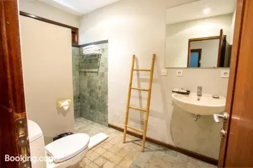 Bathroom in The Canggu Boutique Villas and Spa