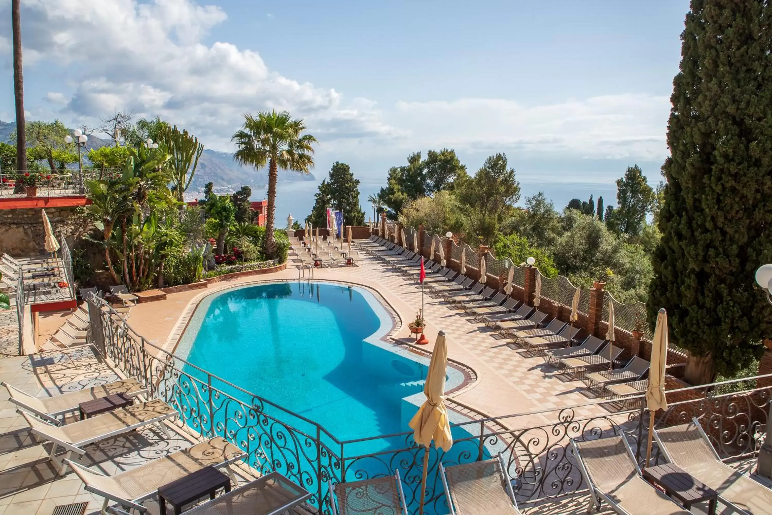 Swimming pool, Pool View in Hotel Ariston and Palazzo Santa Caterina