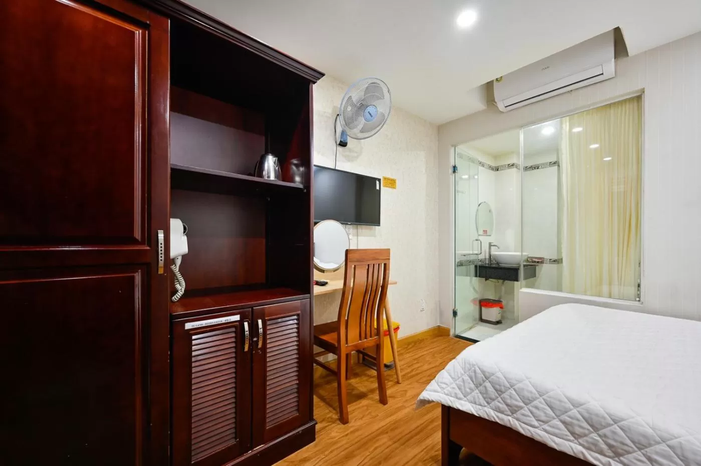 Bed in Gia Hoa Airport Hotel