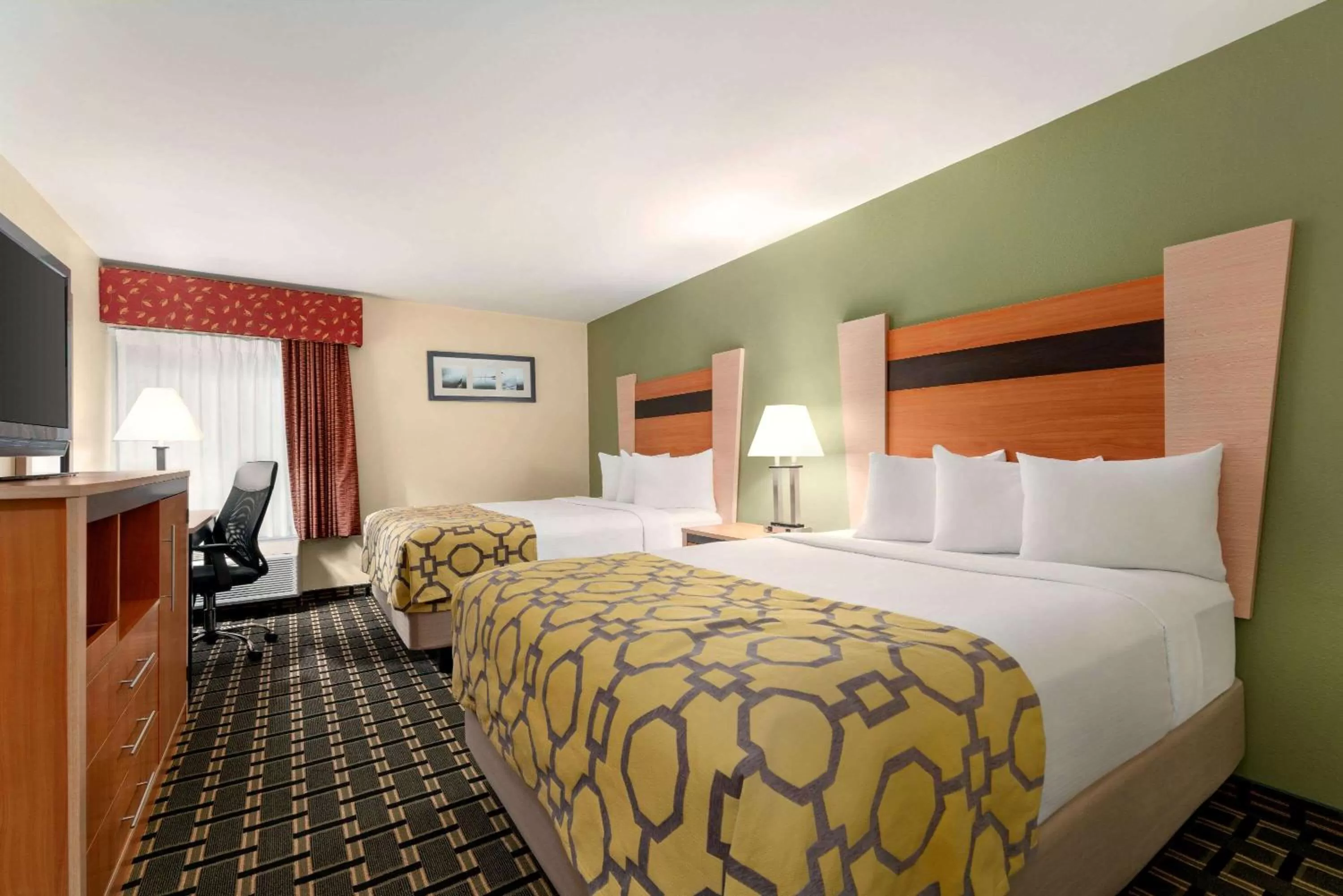 Photo of the whole room, Bed in Baymont by Wyndham North Dartmouth Fall River