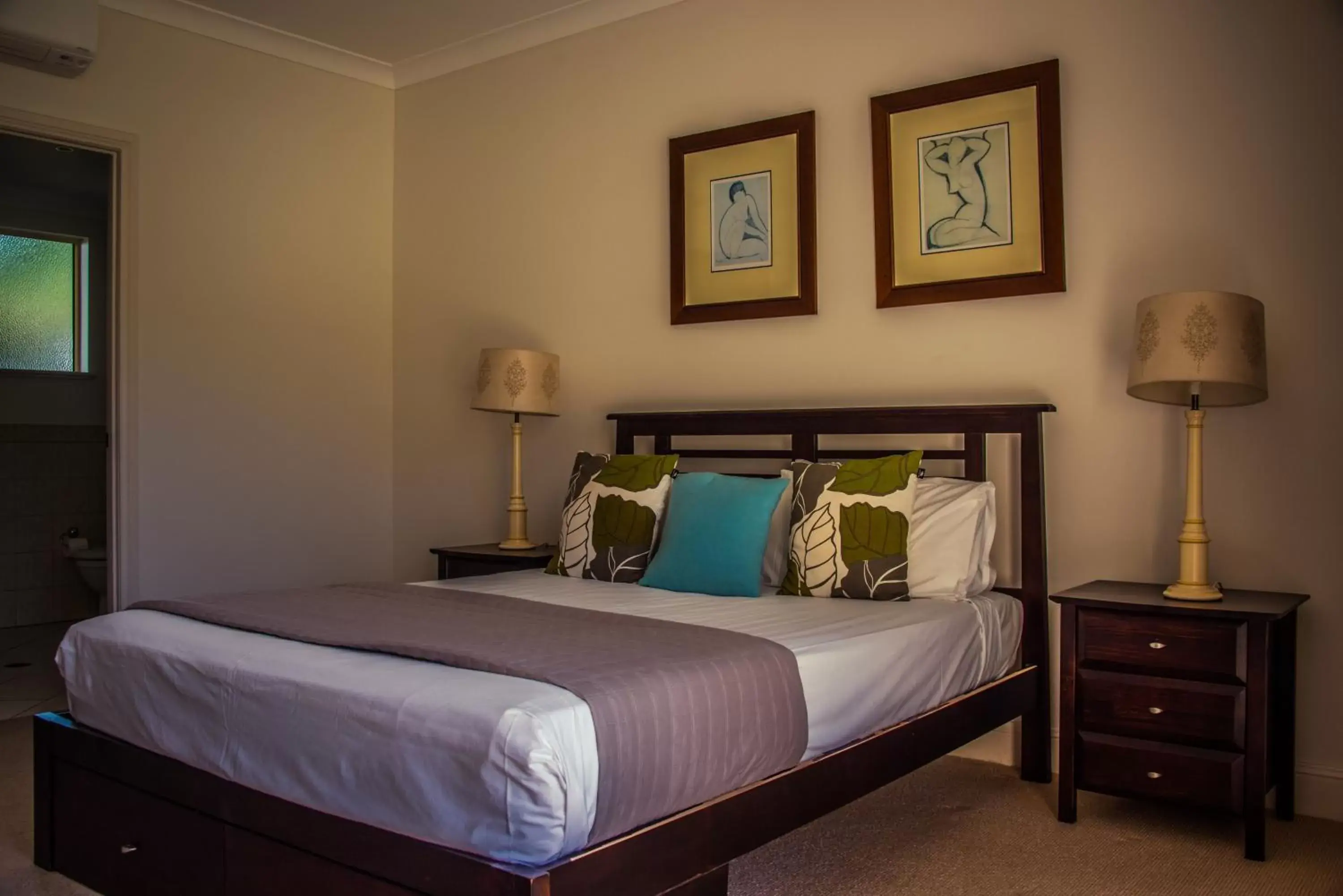 Bedroom, Bed in Paradise Links Resort Port Douglas