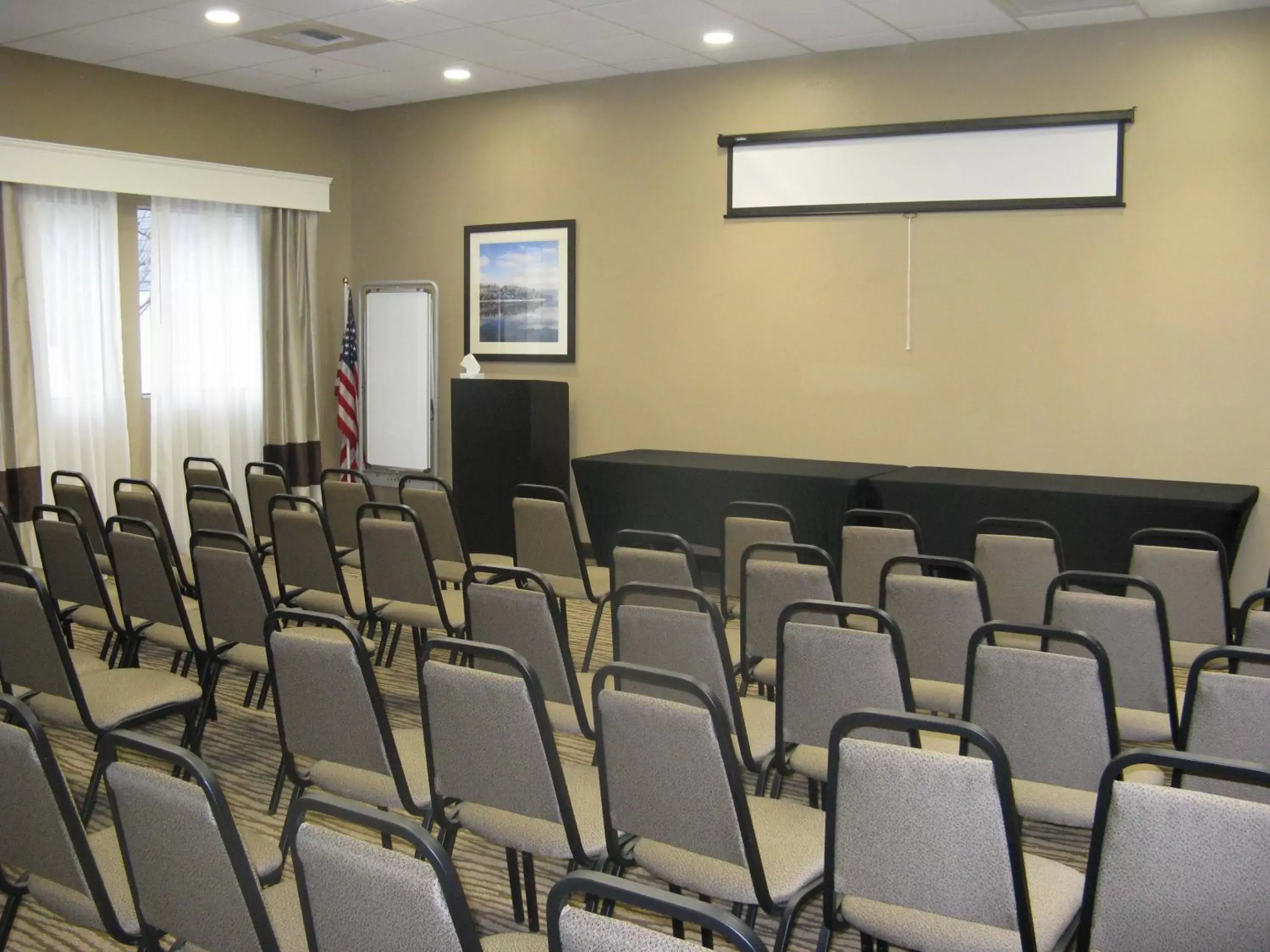 Meeting/conference room in MainStay Suites I-90 City Center