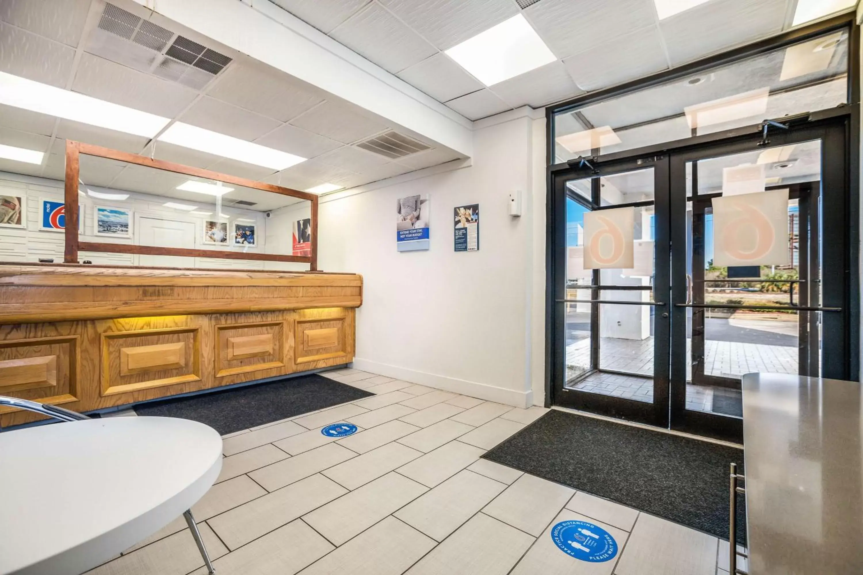 Lobby or reception, Lobby/Reception in Motel 6-Florence, SC