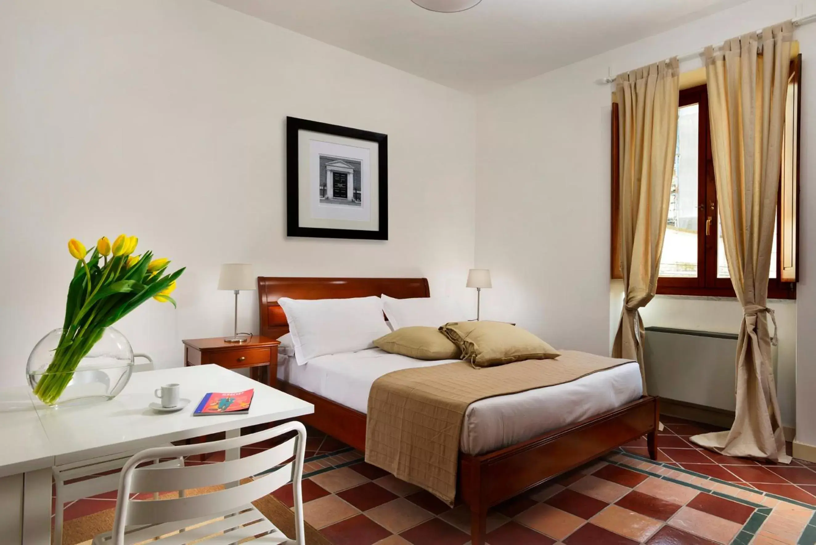 Bedroom, Bed in Roma Resort Termini