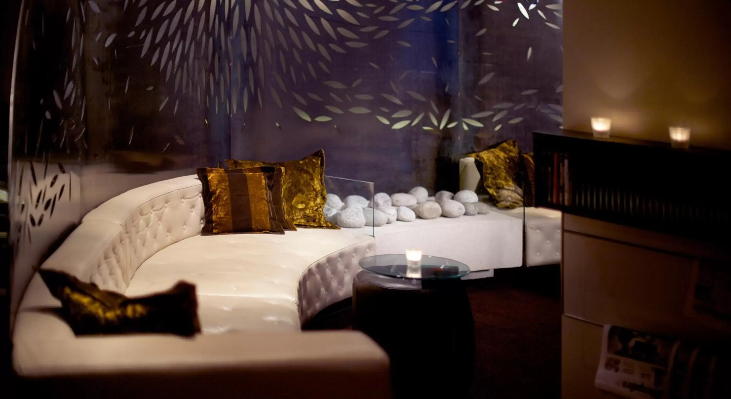 Lobby or reception, Bed in Home Hotel Folketeateret Lobby or reception, Bed in Home Hotel Folketeateret