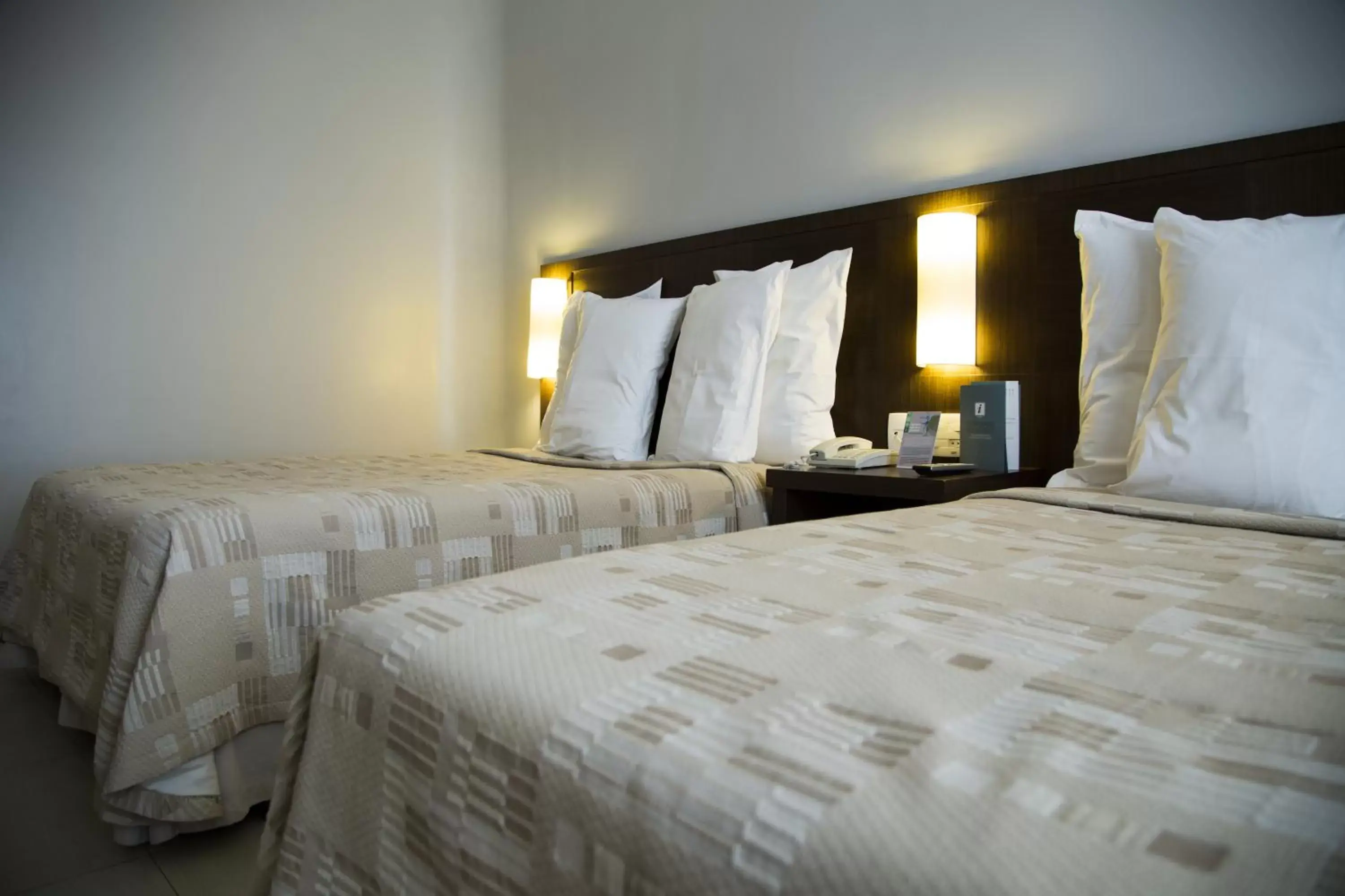 Photo of the whole room, Bed in Parque Balneário Santos by Atlantica Hotels