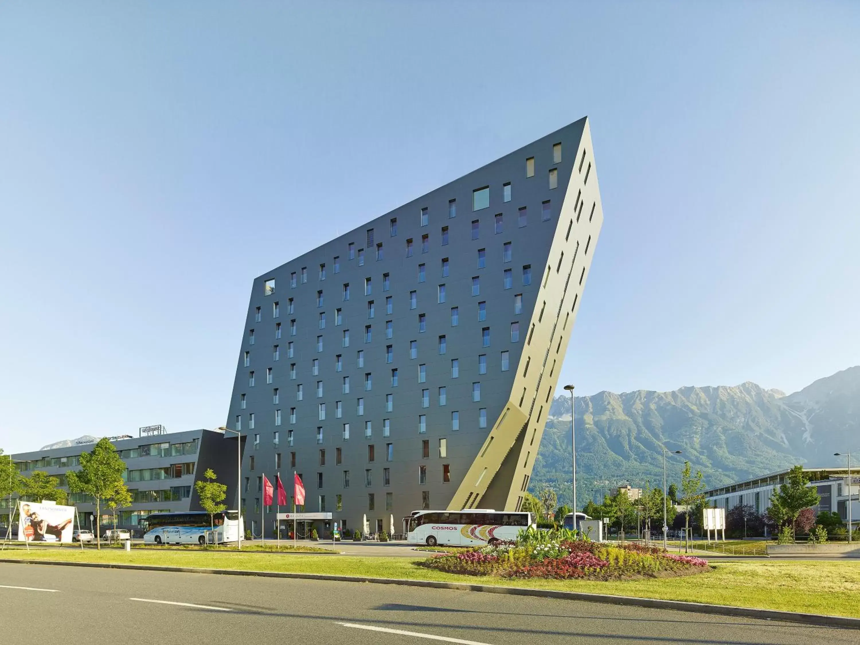 Property Building in Tivoli Hotel Innsbruck