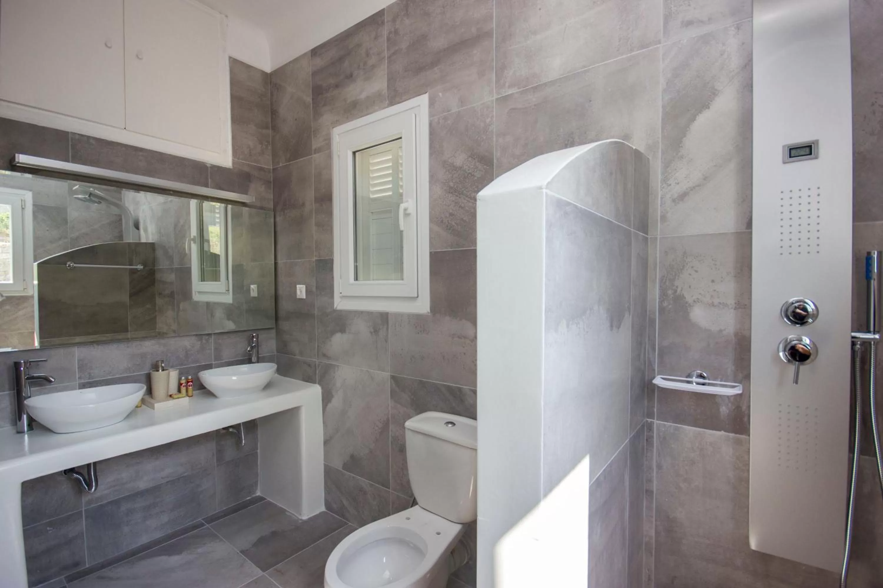 Bathroom in Amperian Mykonos Suites & Villas