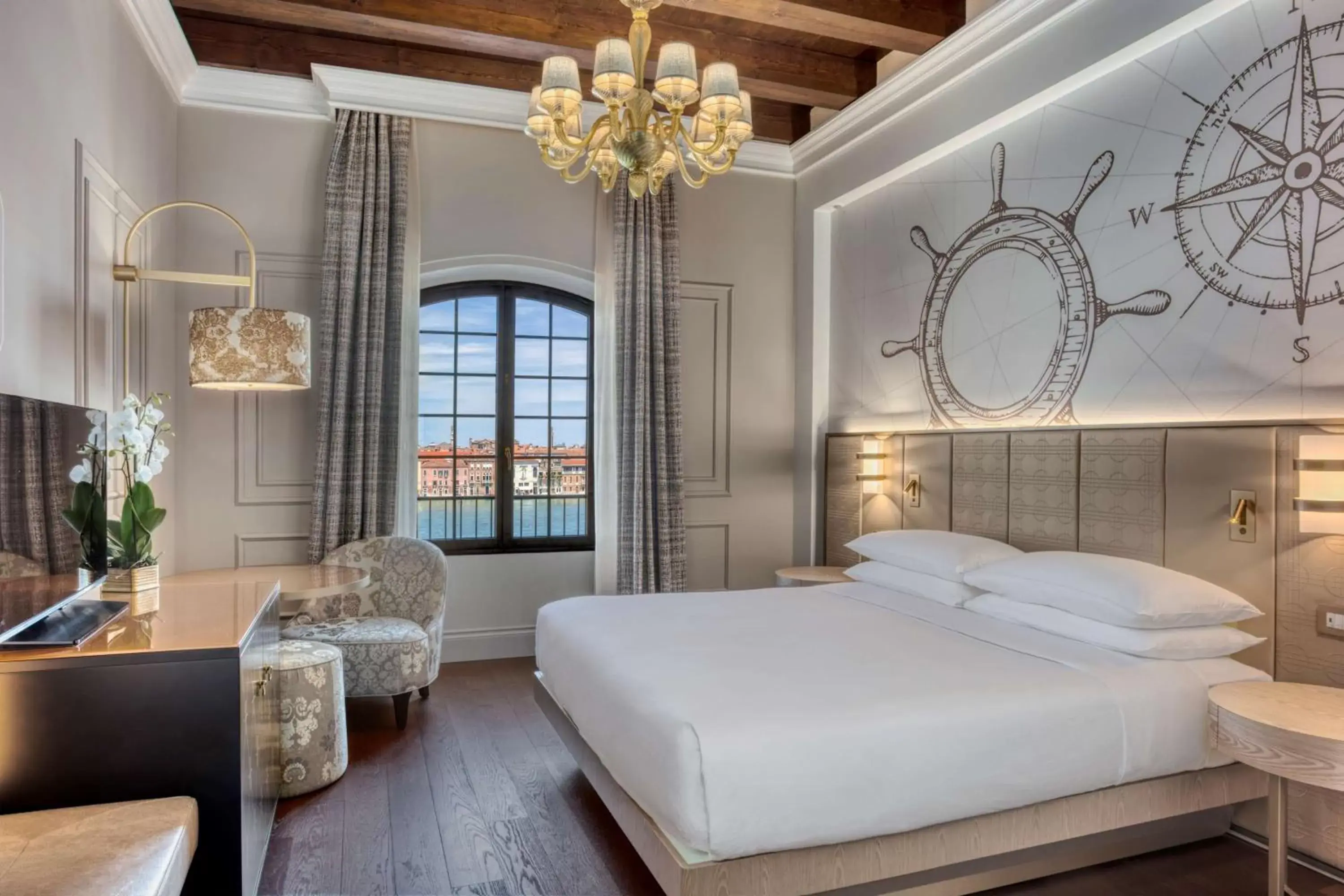 Bed in Hilton Molino Stucky Venice