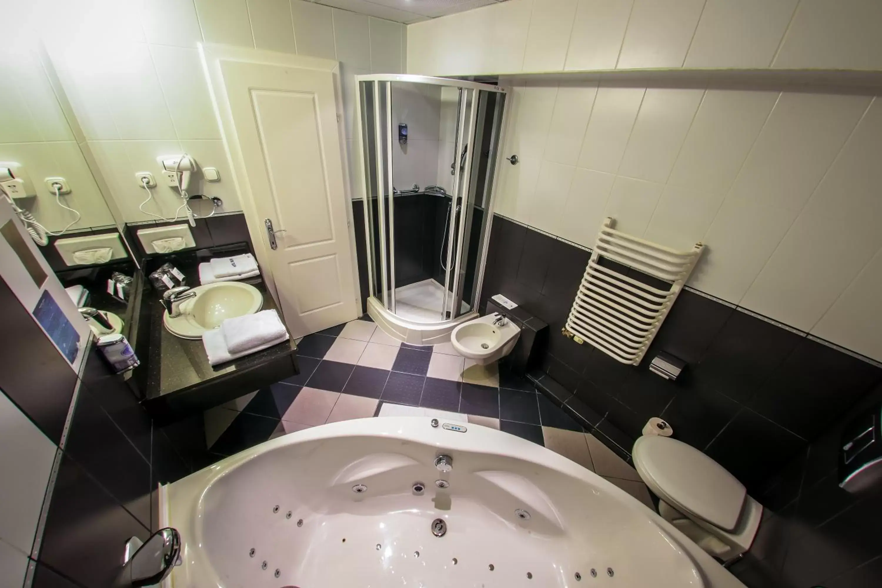 Bathroom in Hotel Silver
