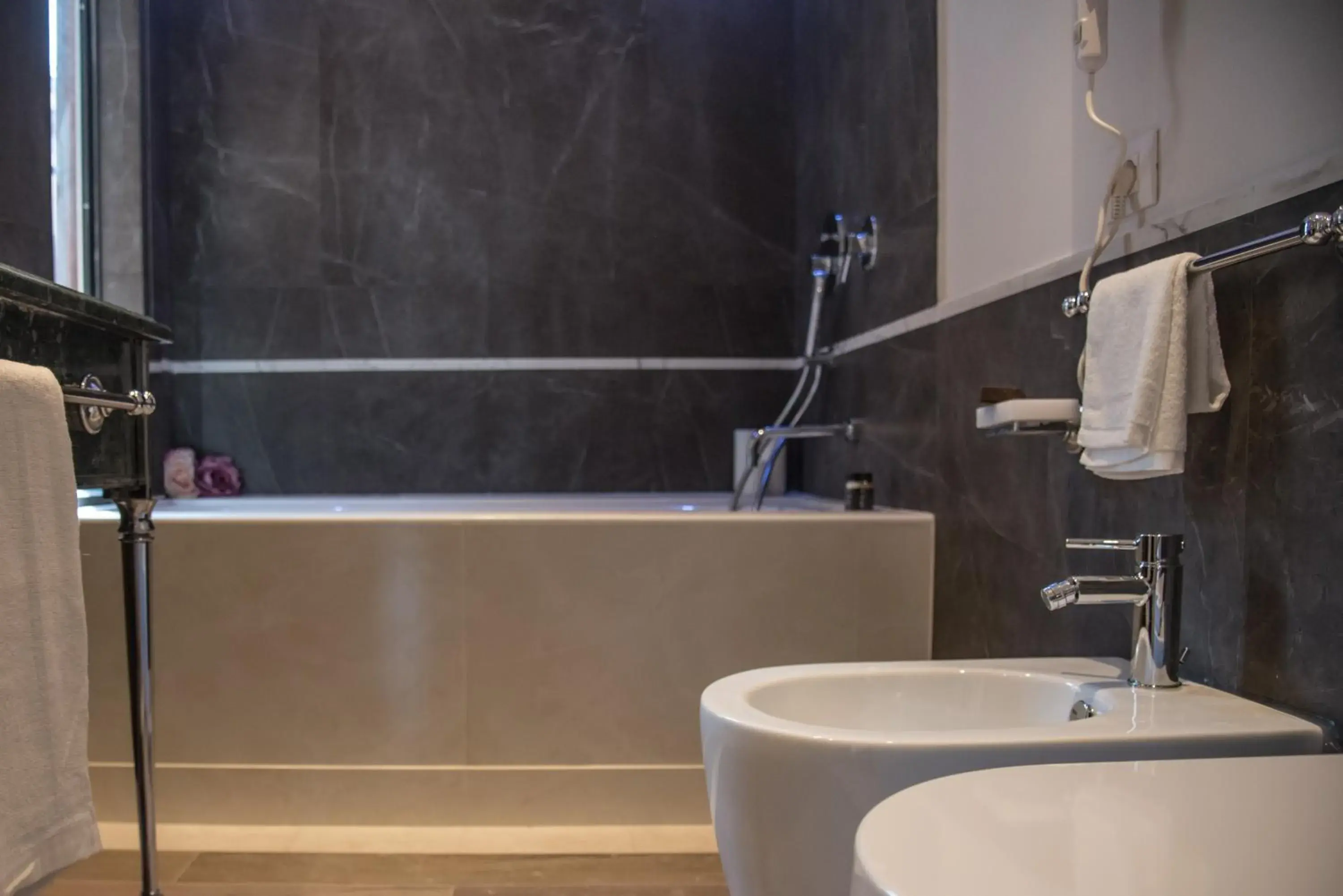 Shower, Bathroom in Monte Cenci Hotel