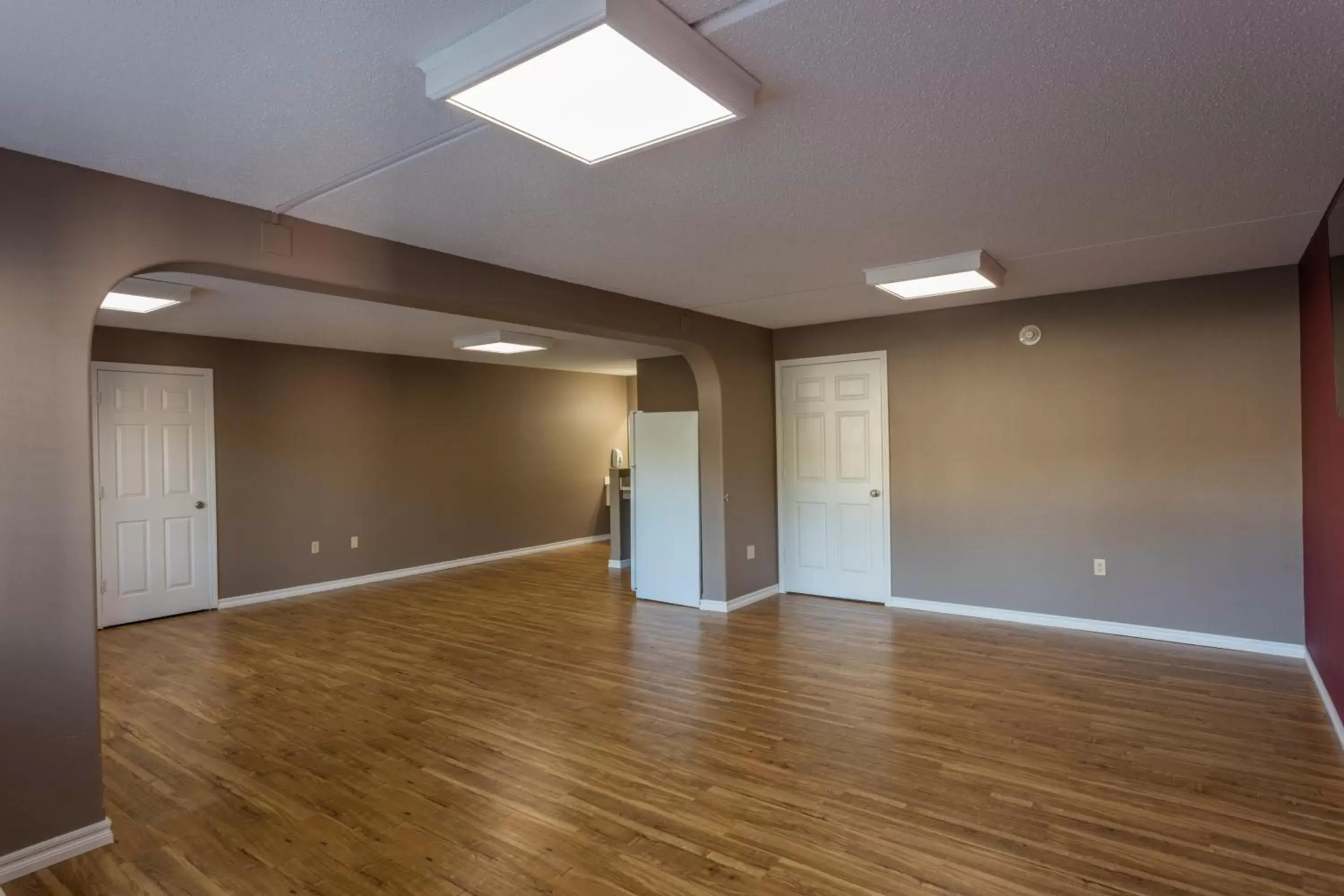 Photo of the whole room, Business Area/Conference Room in Angel Inn - near IMAX