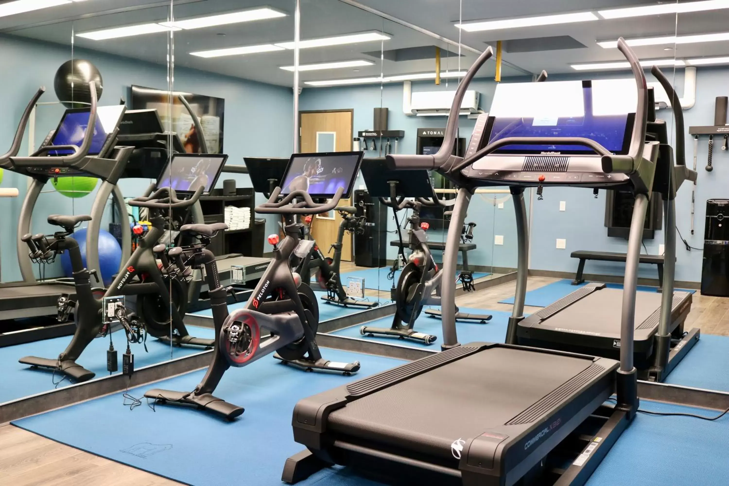 Fitness centre/facilities, Fitness Center/Facilities in Shade Hotel Redondo Beach