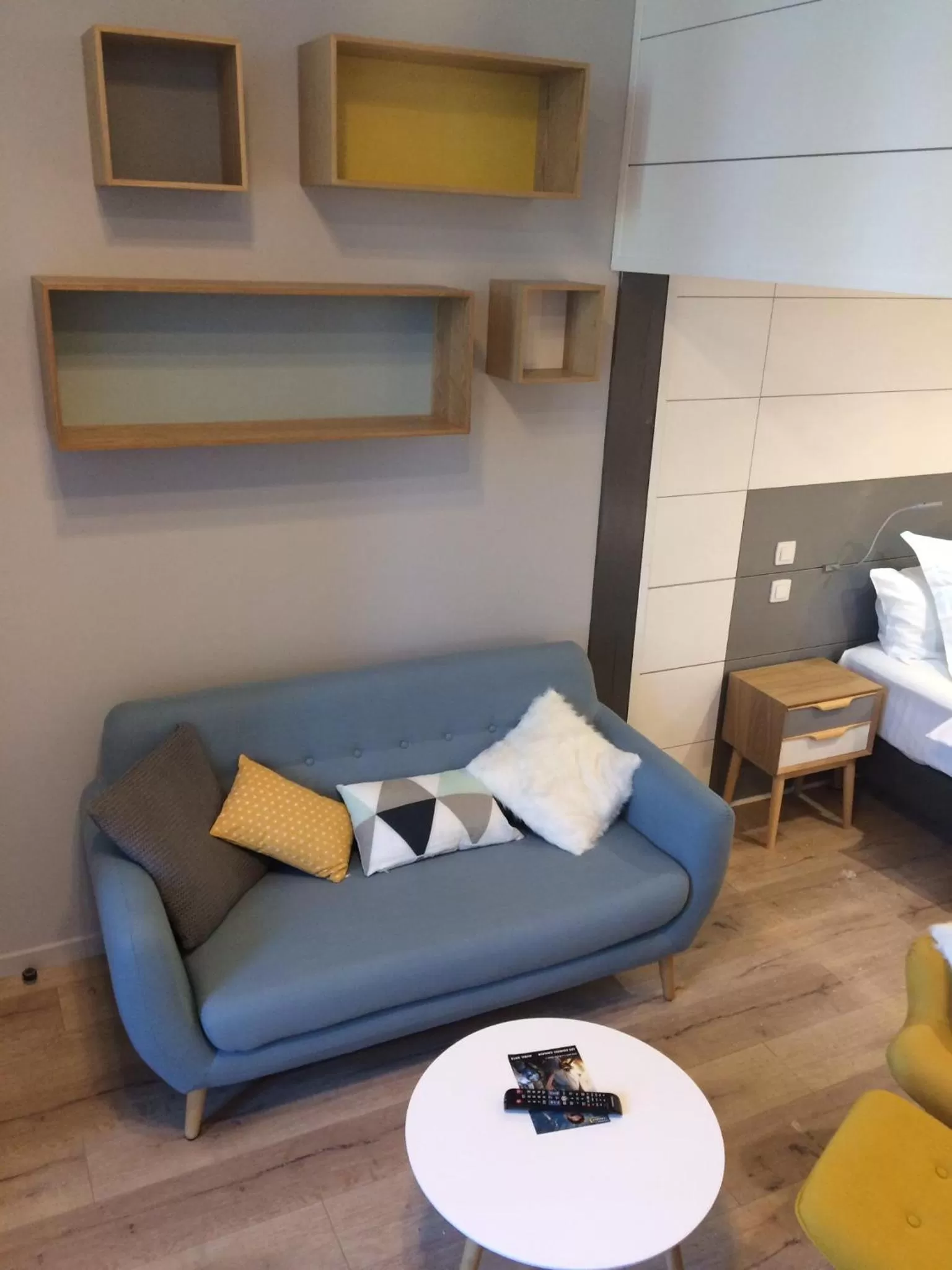 Living room in The Originals Hôtel Le Cise Restaurant Chambres et Suites