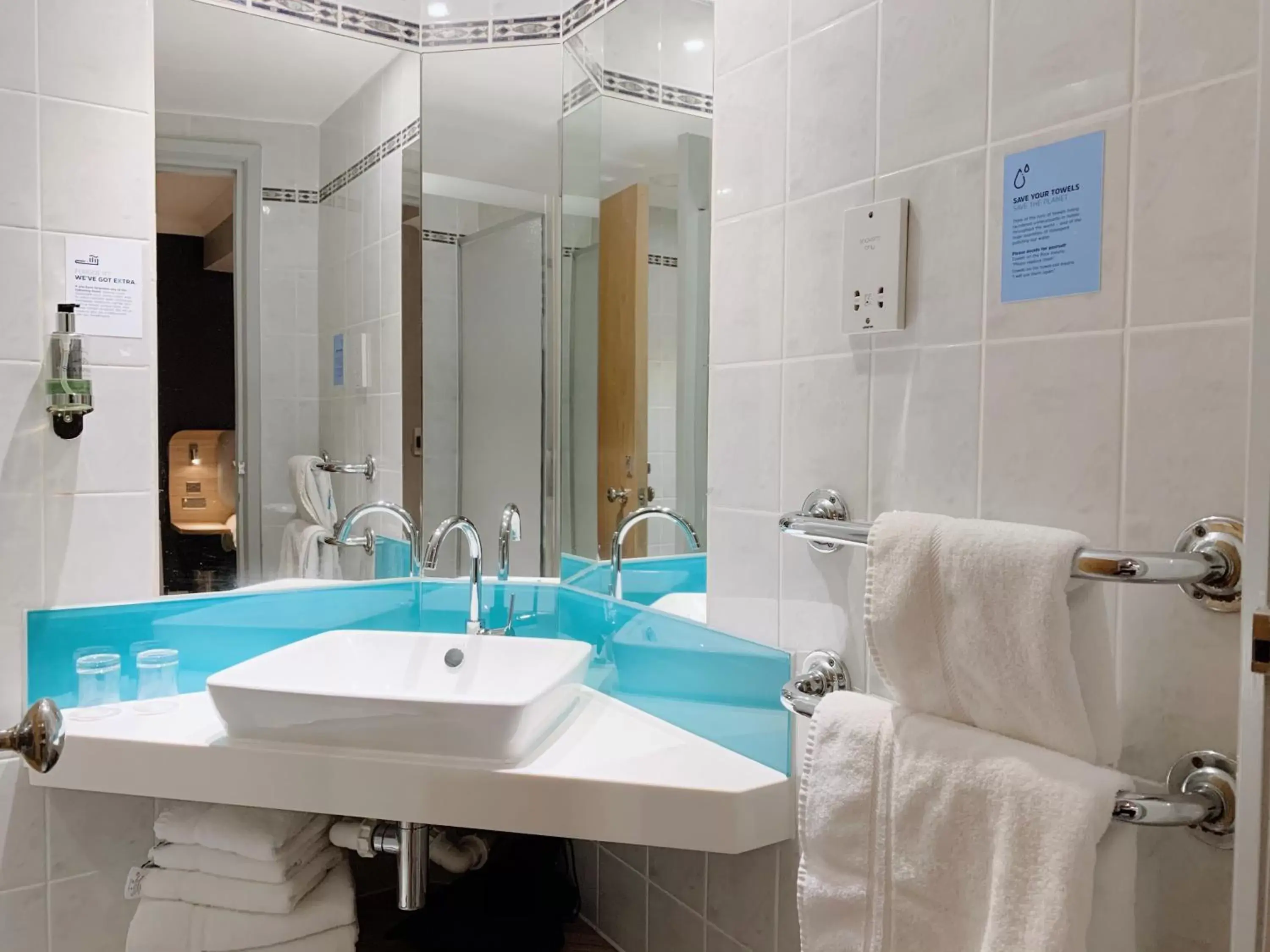 Bathroom in Holiday Inn Express London Victoria, an IHG Hotel