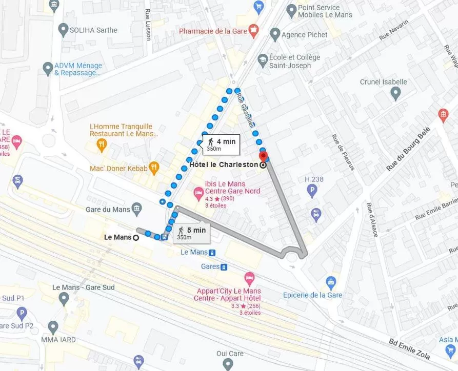 Neighbourhood in Logis Hotel - Le Charleston