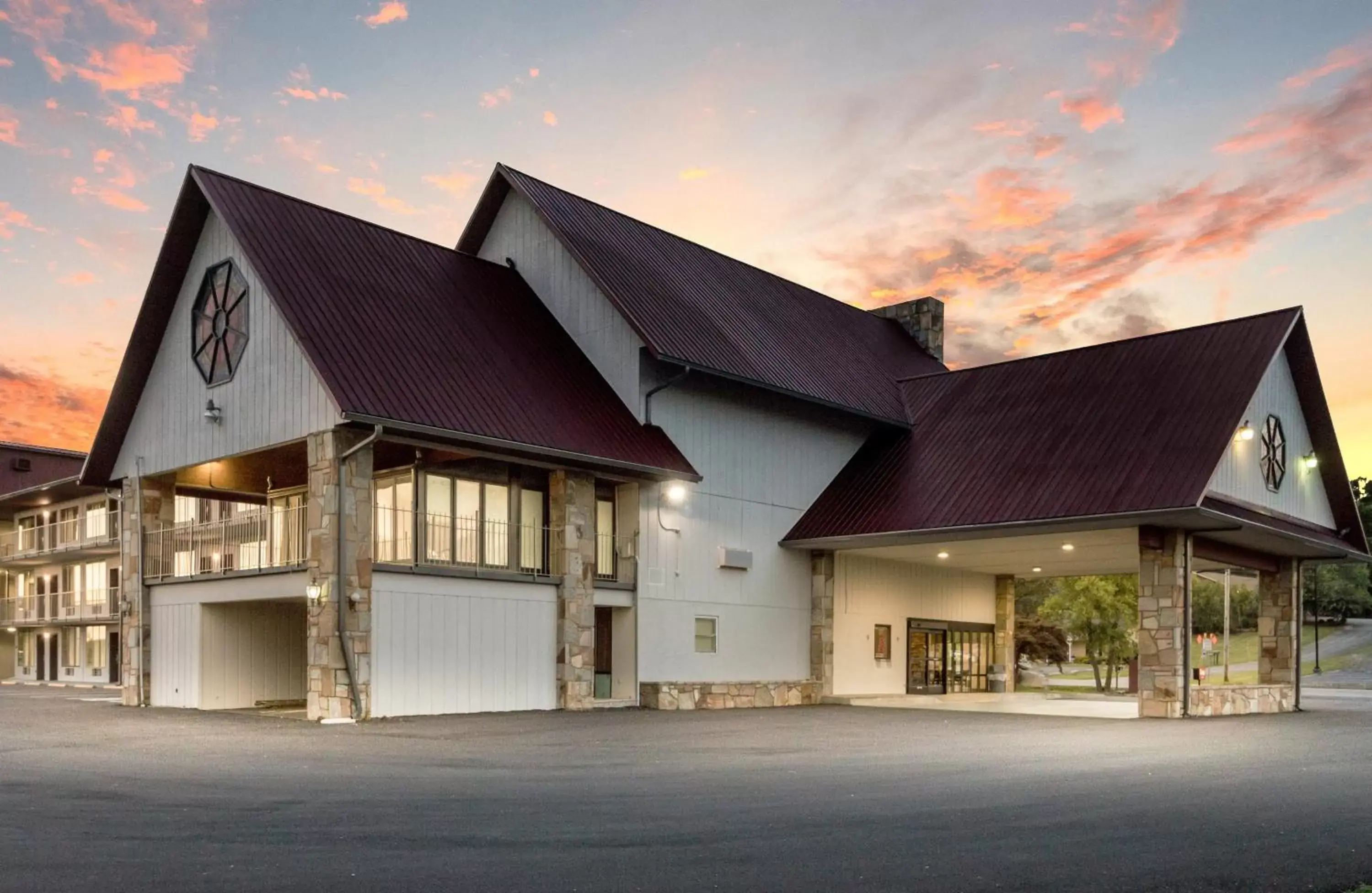 Property Building in Red Roof Inn Dandridge