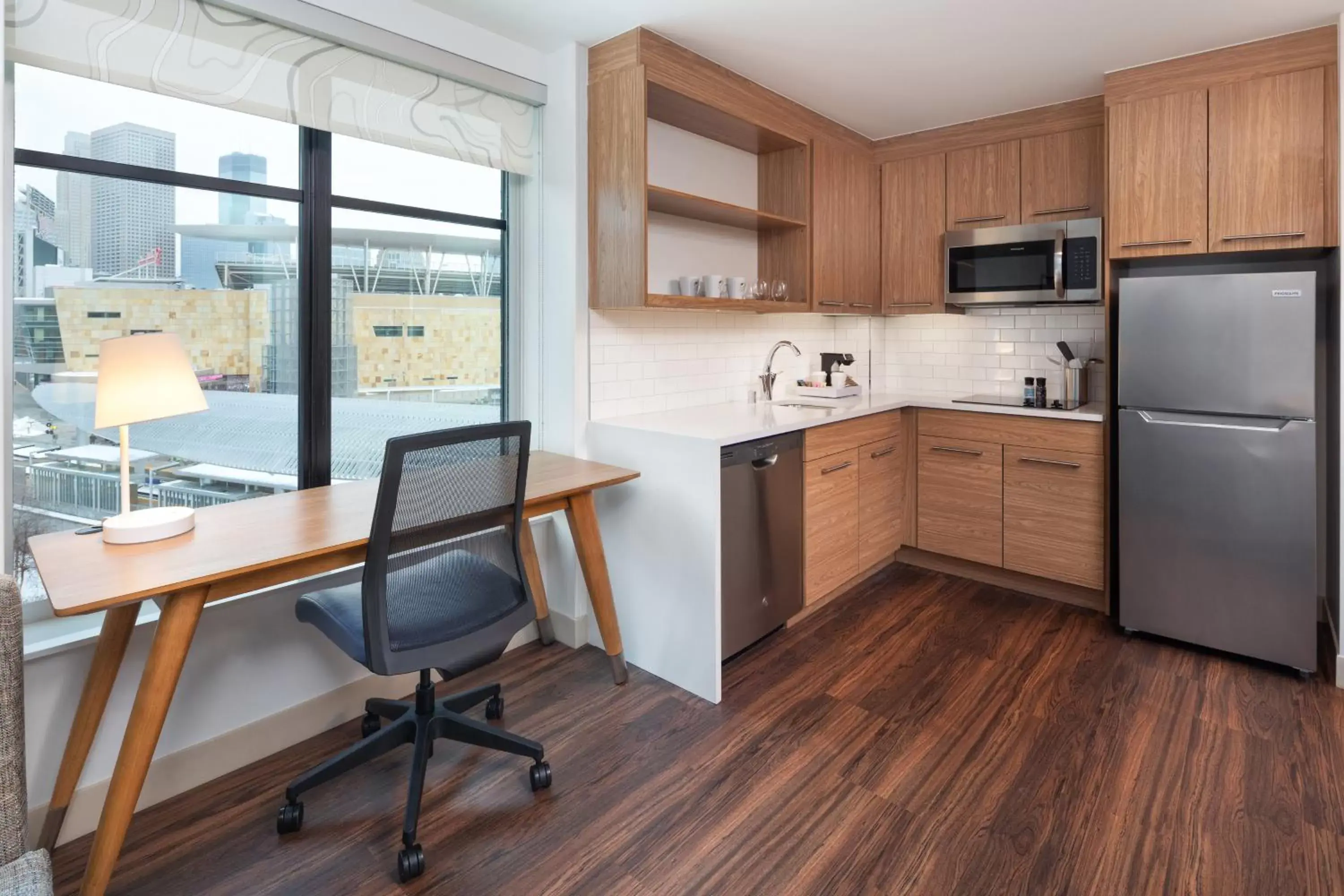 Bedroom, Kitchen/Kitchenette in Element Minneapolis Downtown North Loop
