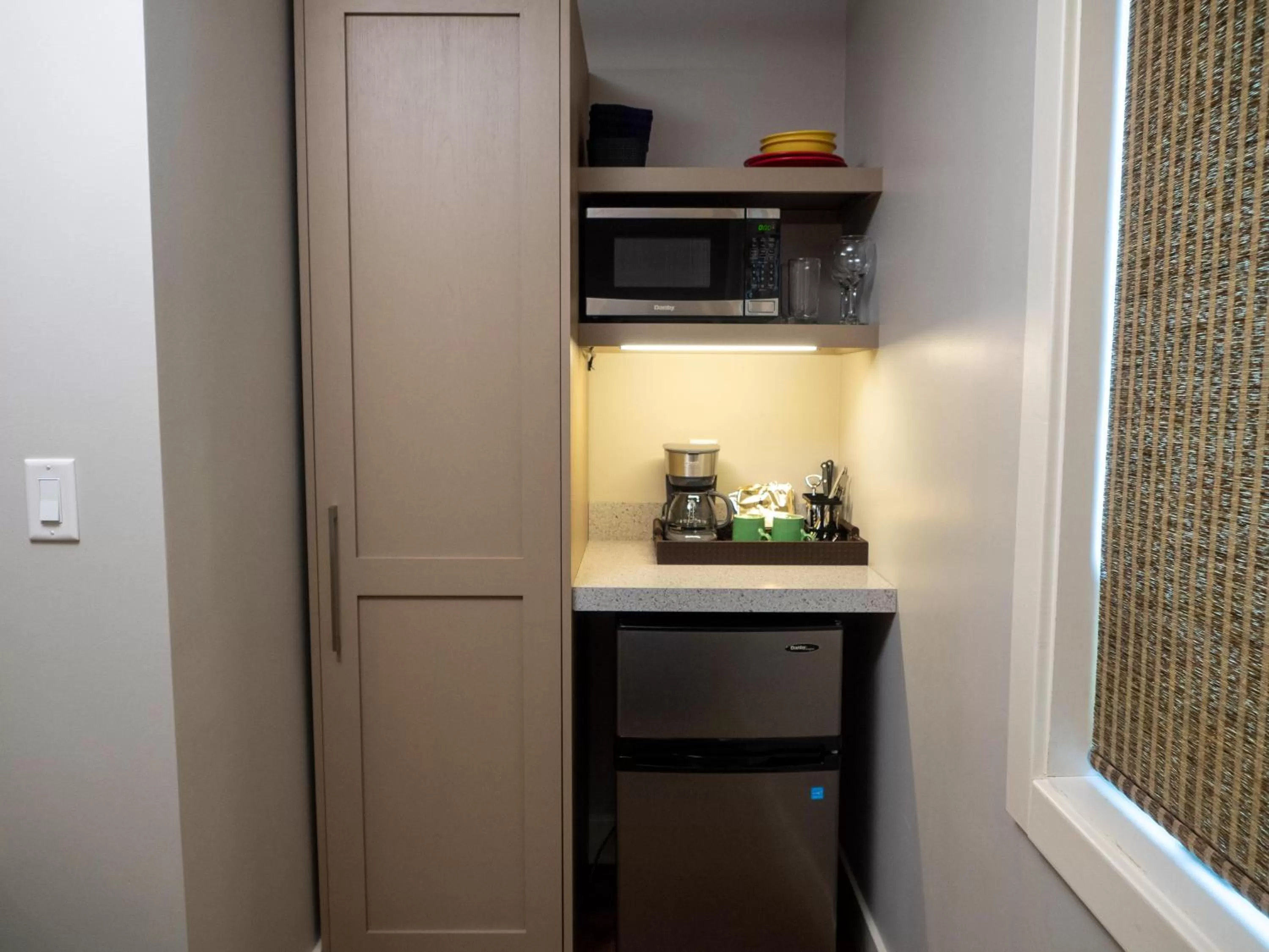 Kitchen or kitchenette, Kitchen/Kitchenette in Larsmont Cottages