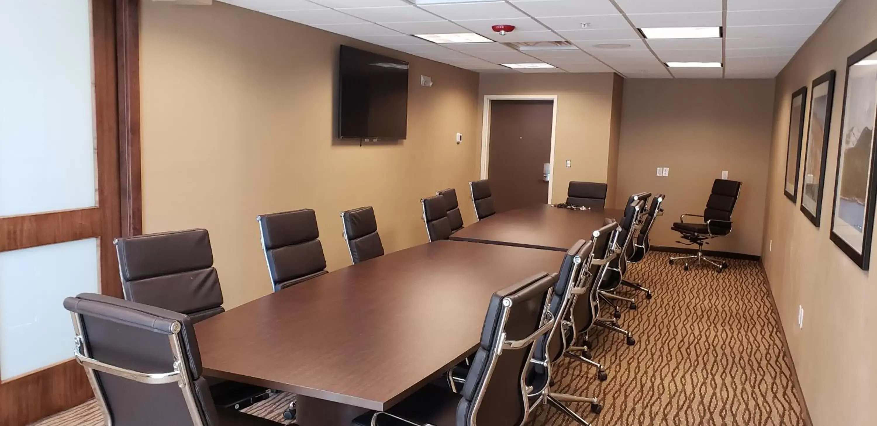 Business facilities in Comfort Suites Denver near Anschutz Medical Campus