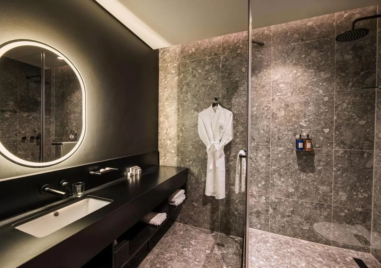 Bathroom in The Rockefeller Hotel by NEWMARK