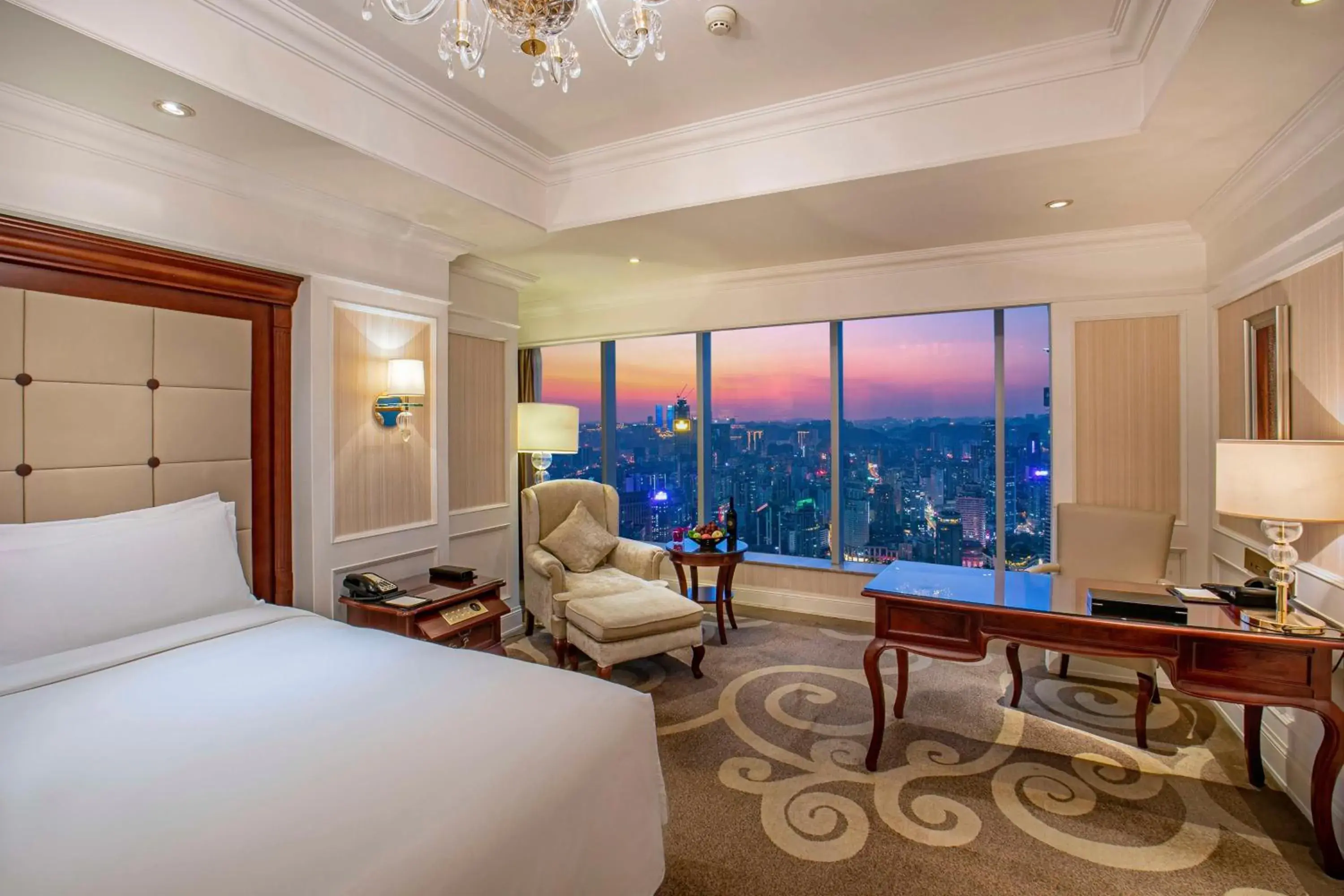 Bedroom in Guiyang Kempinski Hotel