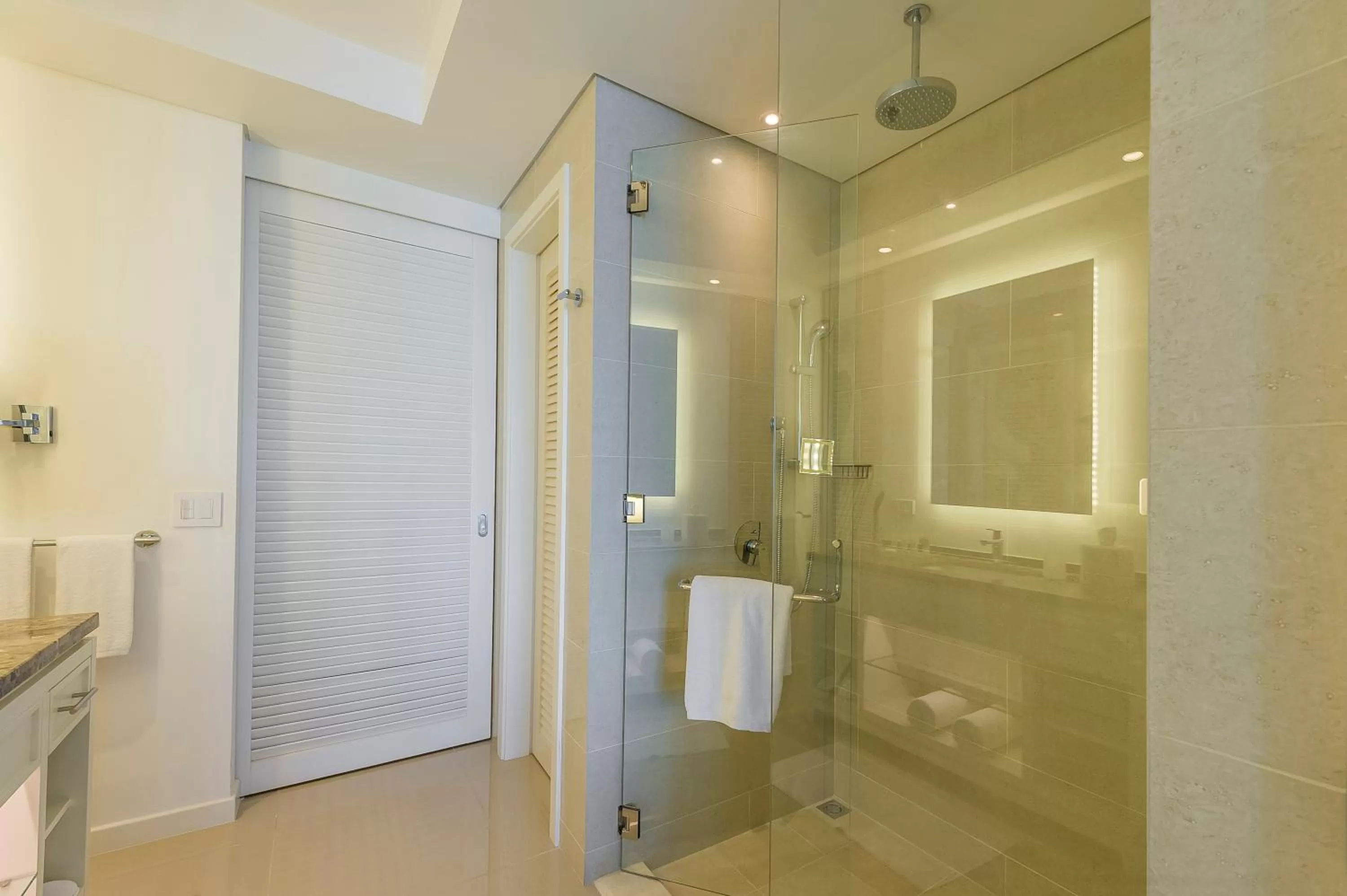 Shower in Hyatt Regency Cartagena