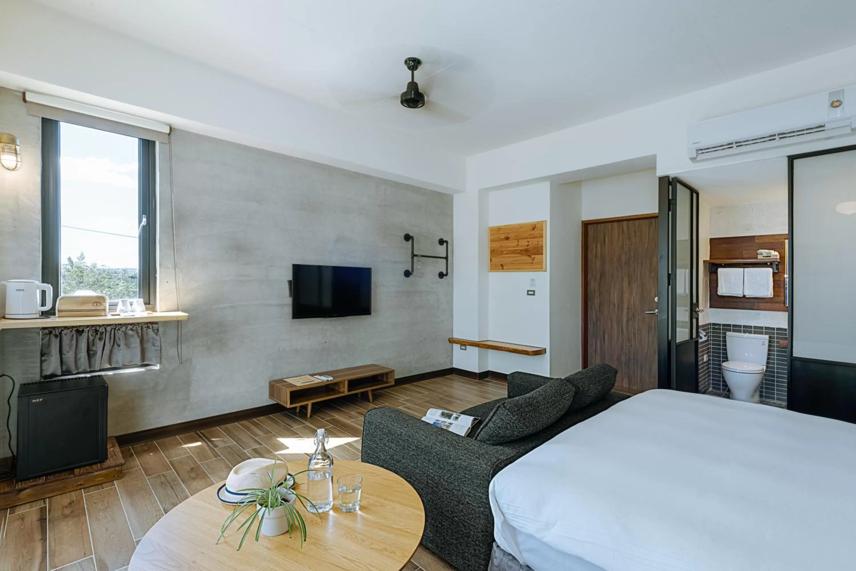 TV and multimedia, Bed in Chillax Inn B&B 恆春鬆塊民宿