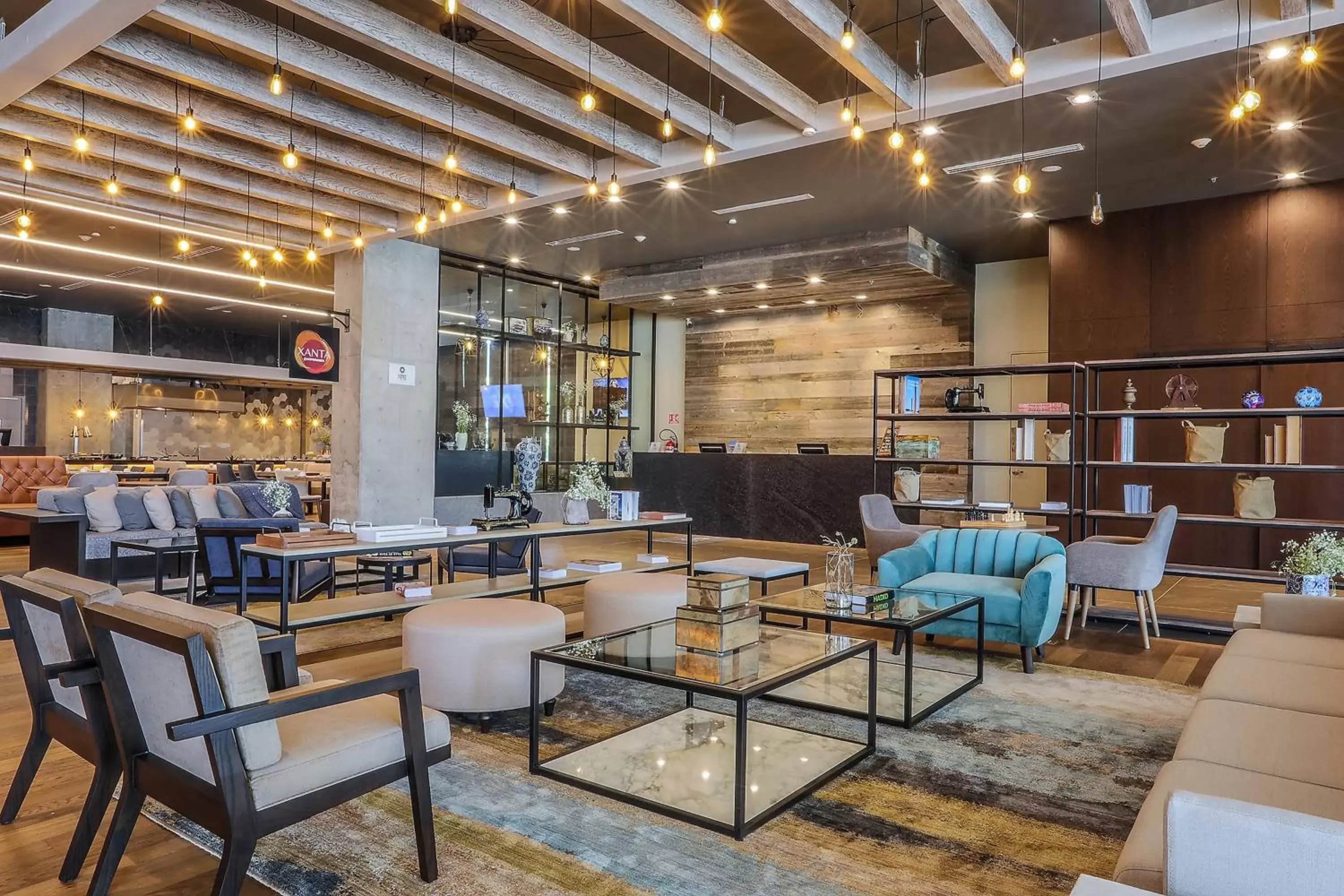 Lobby or reception, Lounge/Bar in Four Points by Sheraton Puebla