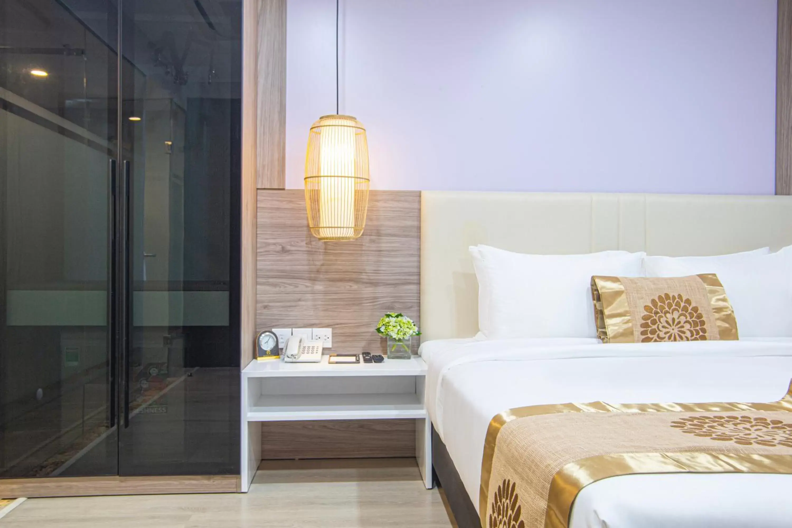 Classic Double Room in Bridge Lakeside Room For Rent Hanoi Classic Double Room in Bridge Lakeside Room For Rent Hanoi