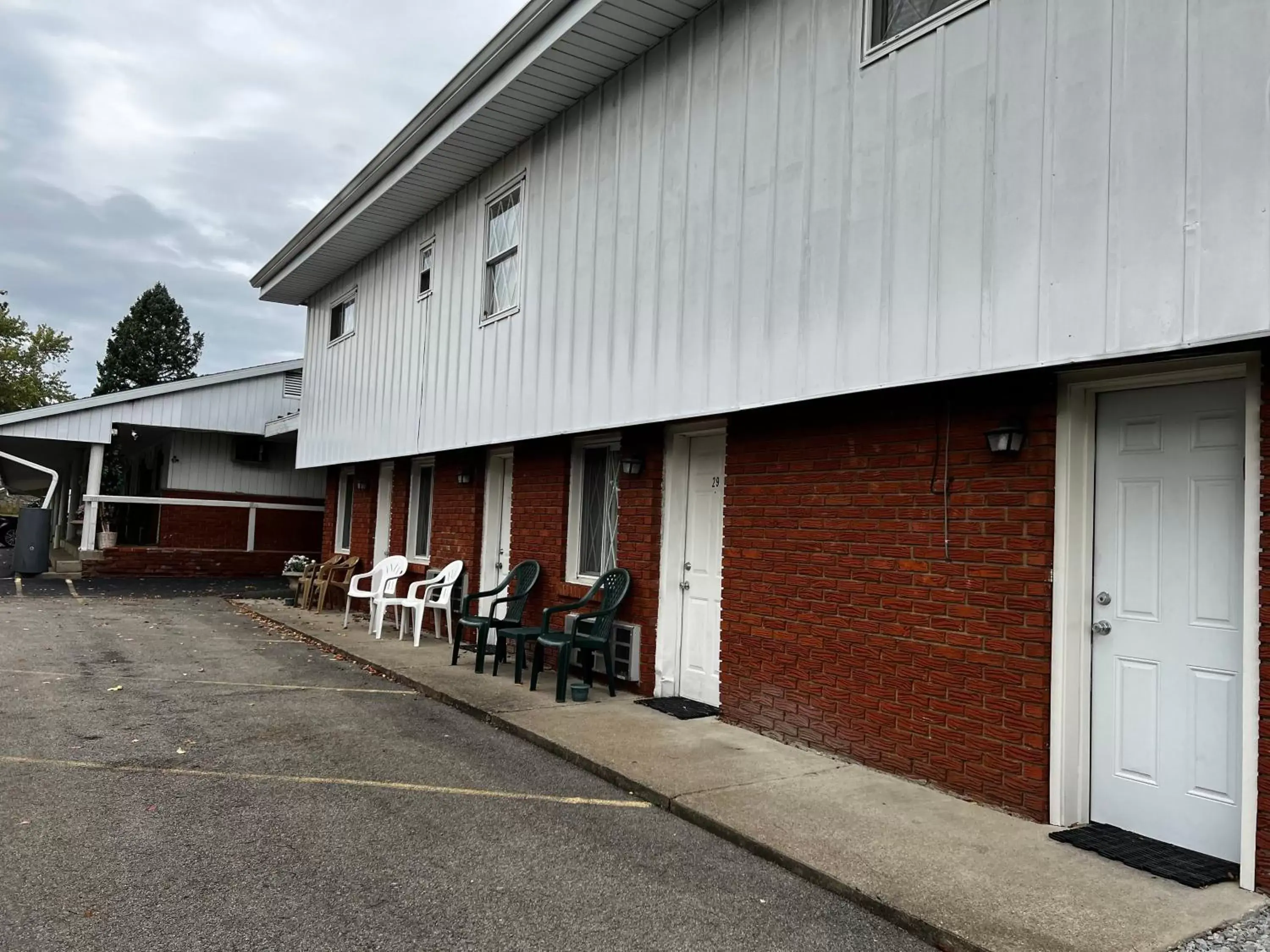 Property Building in Hopwood Motel