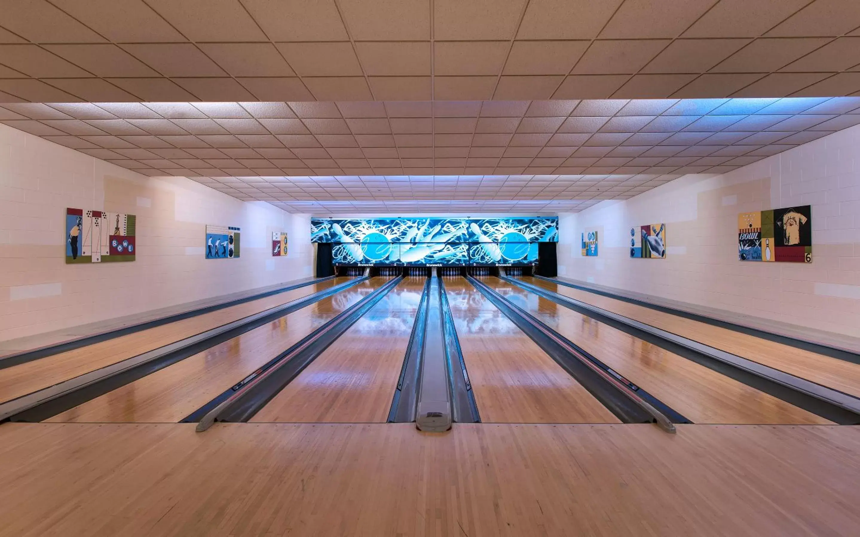 Bowling in Eaglewood Resort & Spa