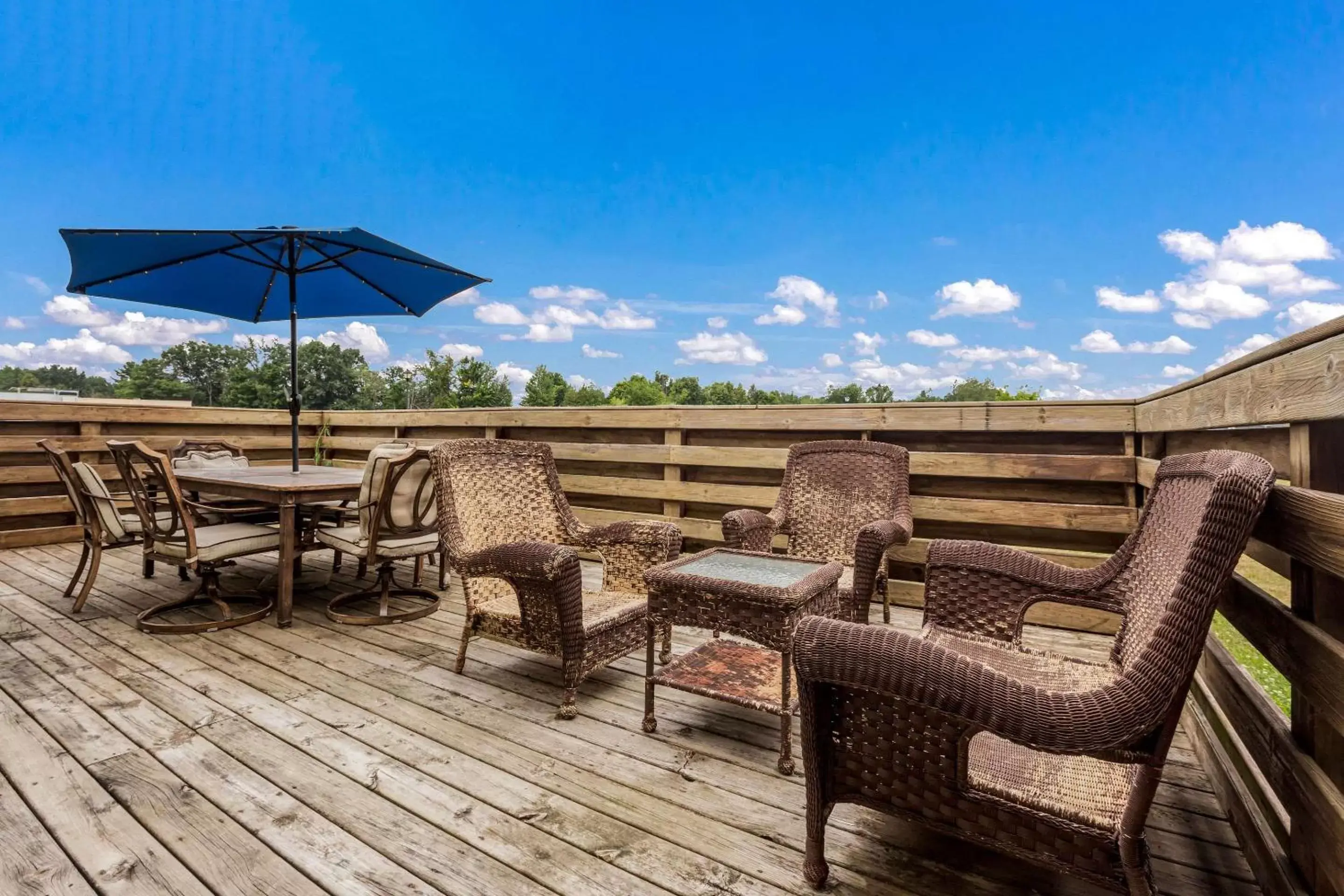 On site, Balcony/Terrace in Quality Inn