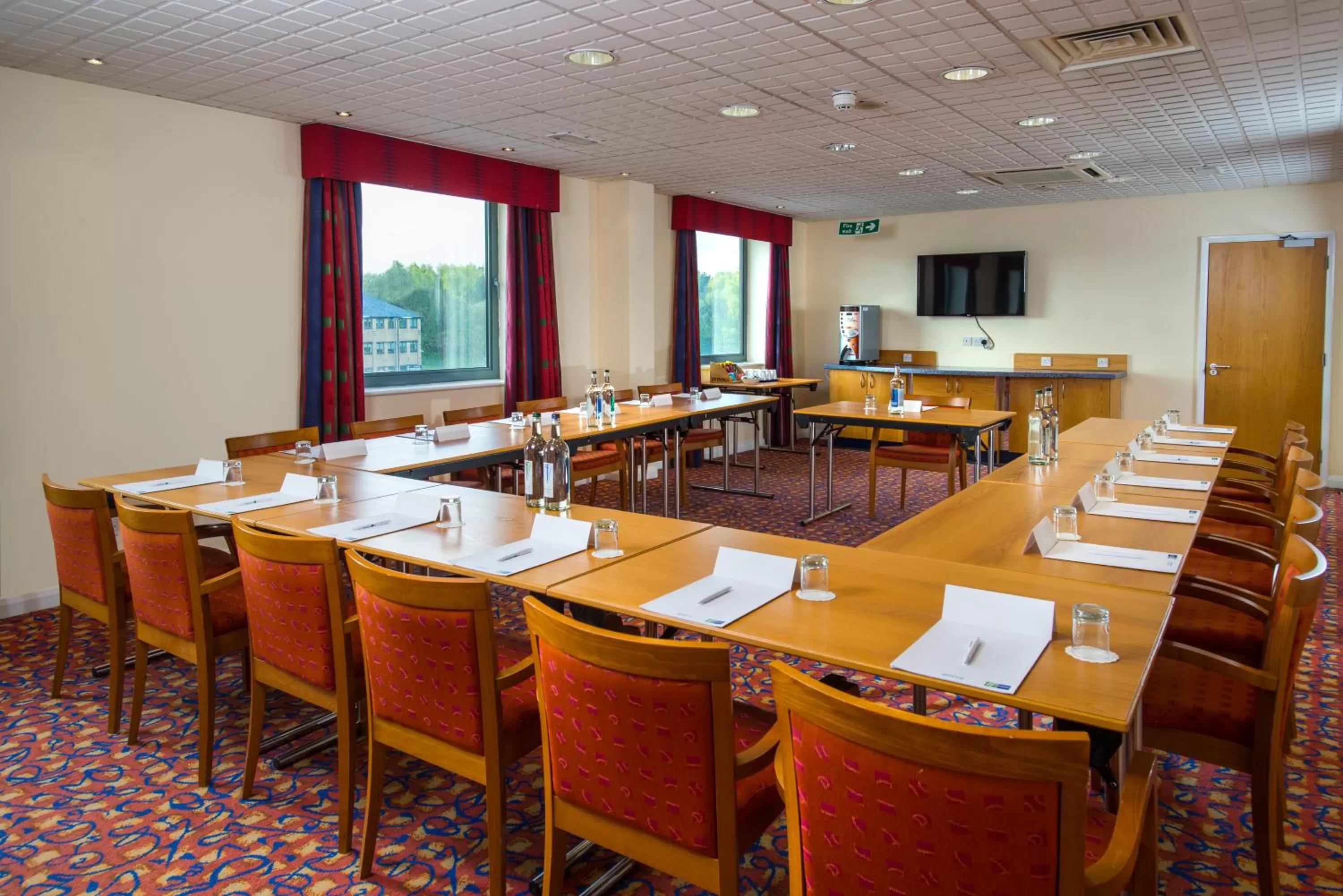 Meeting/conference room in Holiday Inn Express Bradford City Centre by IHG