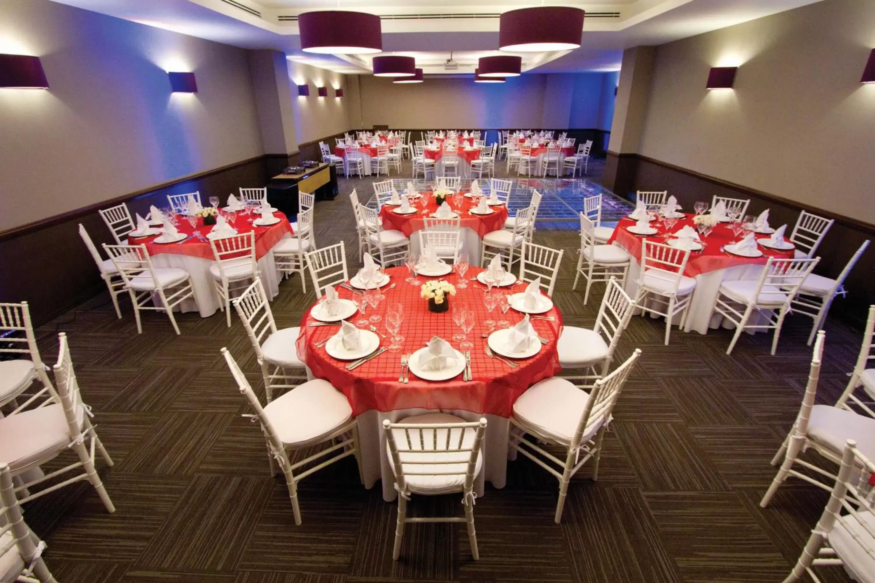Meeting/conference room, Restaurant/Places to Eat in Courtyard by Marriott Mexico City Airport
