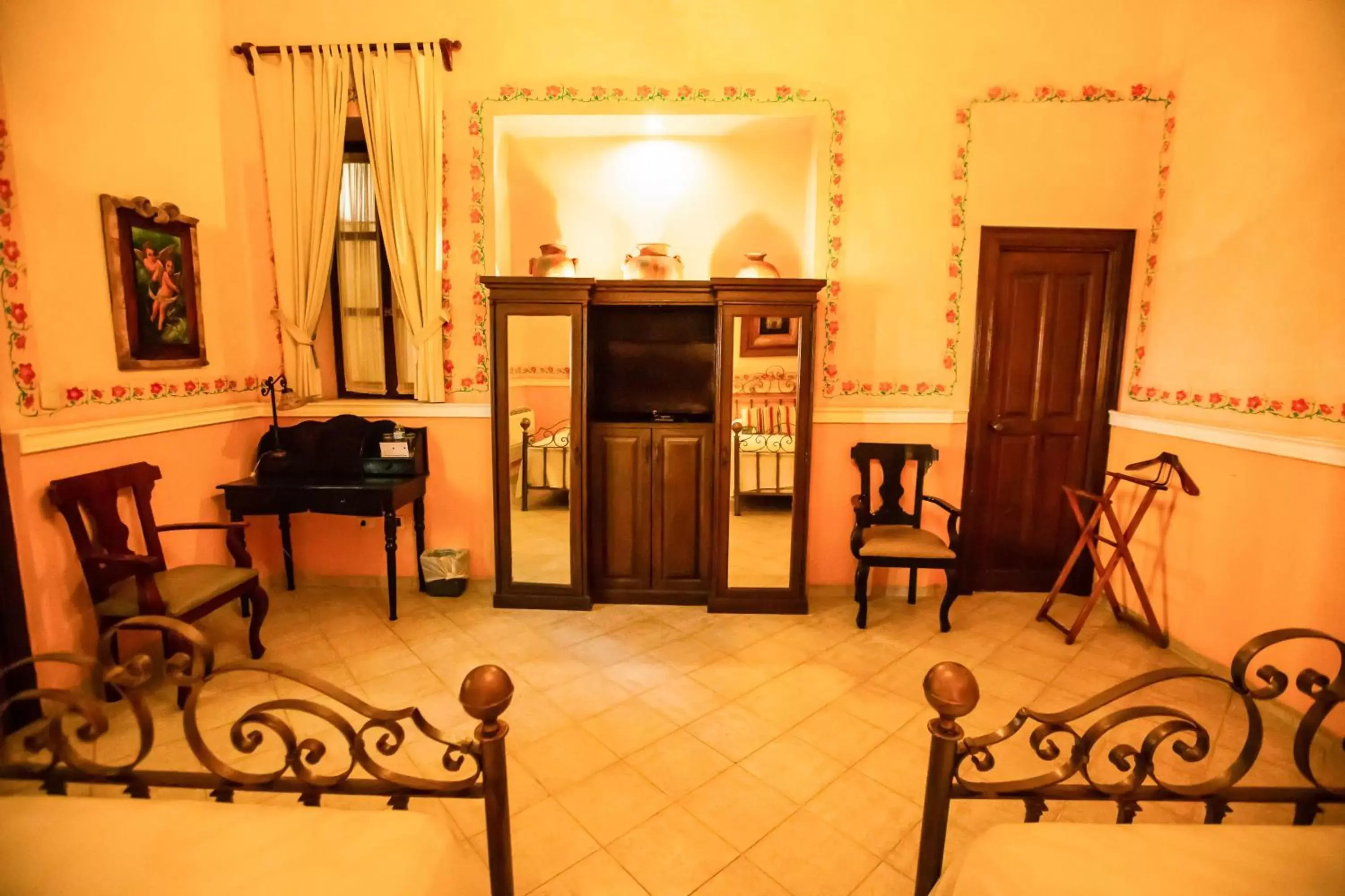 Seating area in Hotel Boutique La Mision De Fray Diego