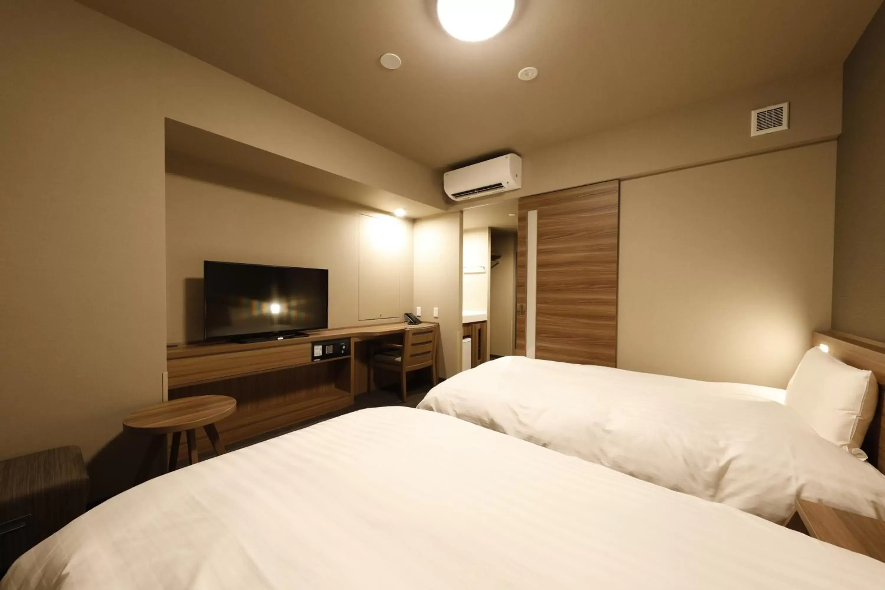 Bedroom, Bed in Dormy Inn Premium Fukui Natural Hot Spring