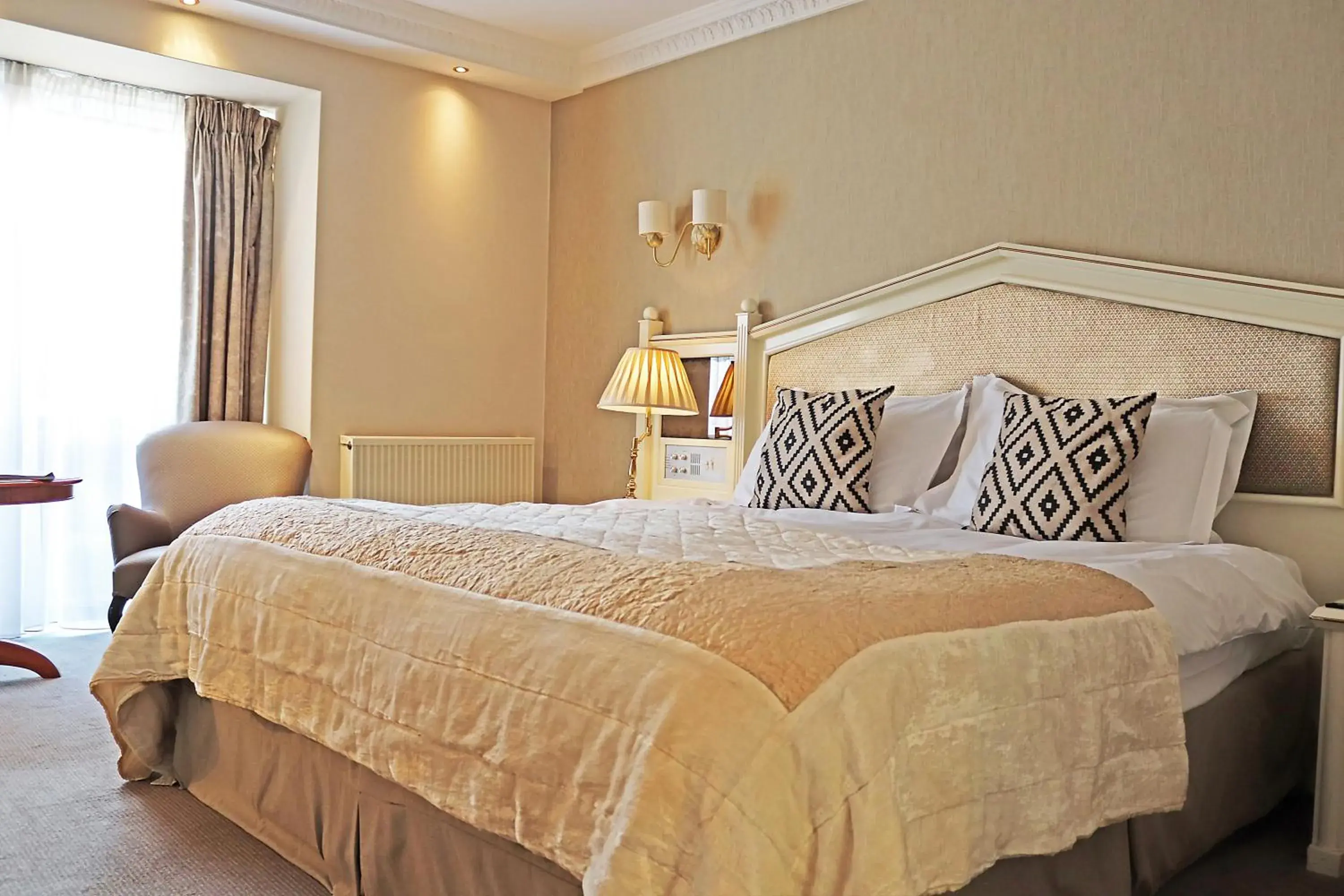 Bedroom, Bed in Fredrick's Hotel & Spa Bedroom, Bed in Fredrick's Hotel & Spa