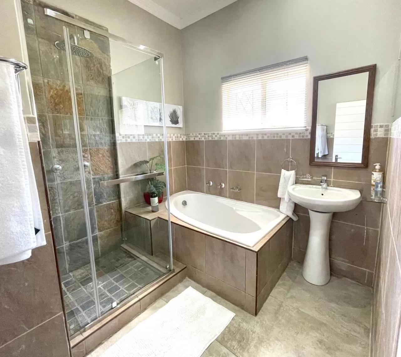 Bathroom in The Gregory