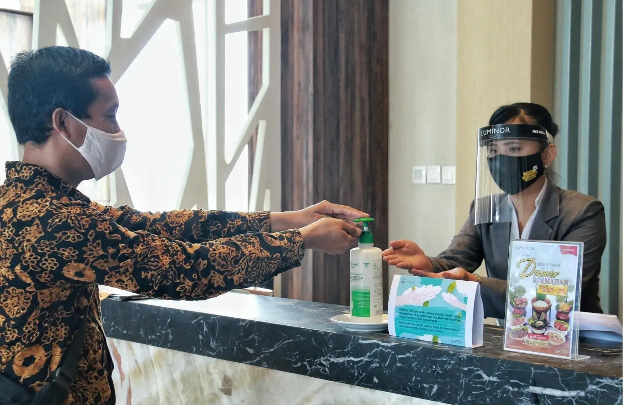 Lobby or reception in Luminor Hotel Jambi Kebun Jeruk By WH Lobby or reception in Luminor Hotel Jambi Kebun Jeruk By WH